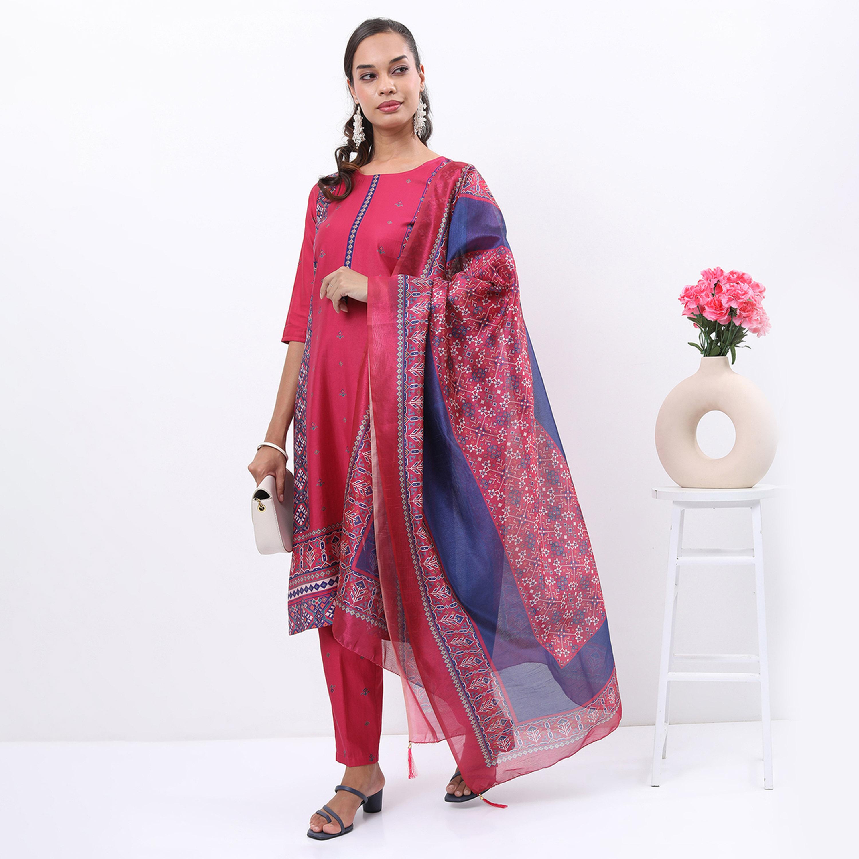 فيشود × ستايلي - كورتا مستقيمة مطبوعة بنقشات عرقية مع بنطال ووشاح - وردي وأزرق-women-clothing-ethnicwear-sareesets-image-4
