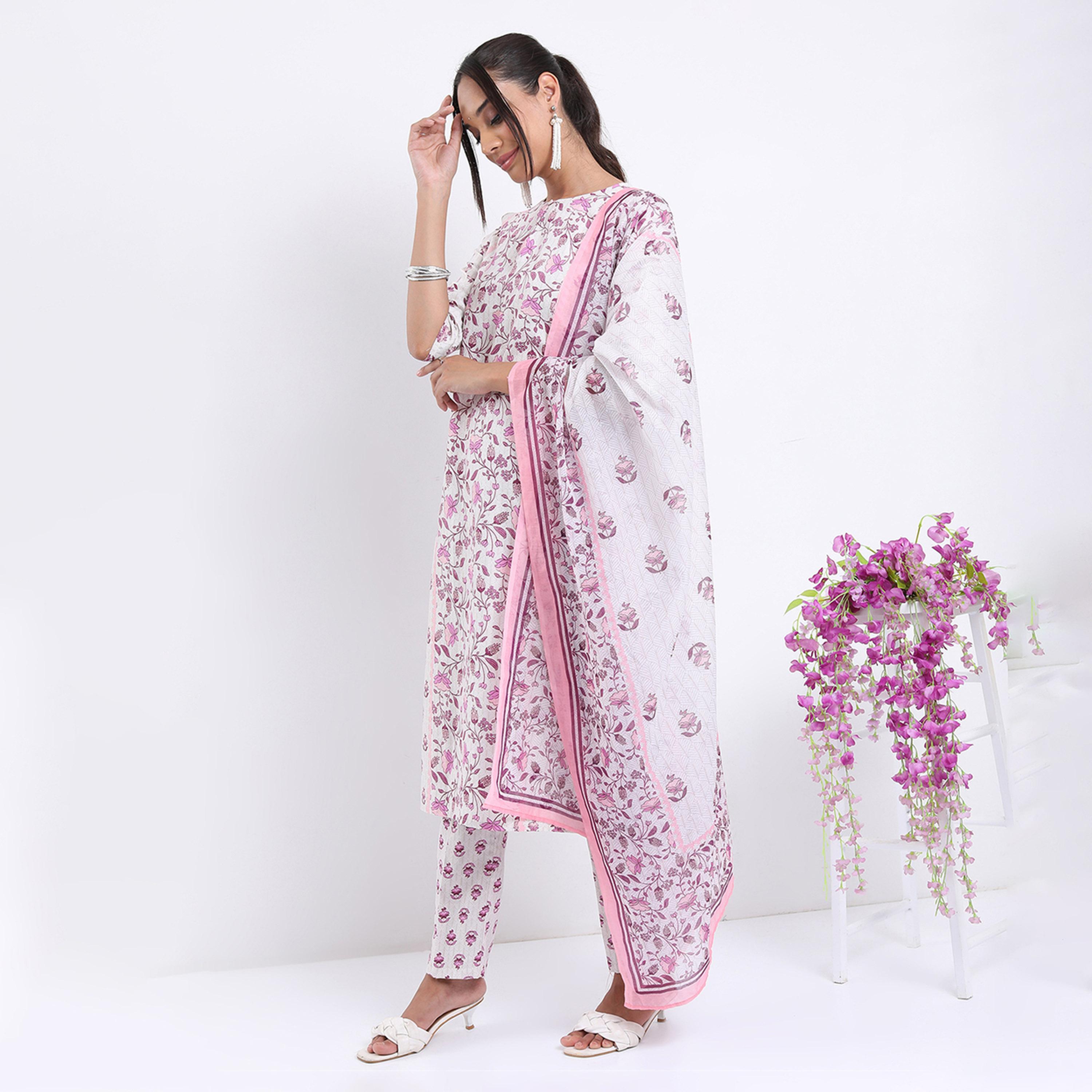 Vishudh X Styli Floral Printed Straight Kurta with Trousers With Dupatta-women-clothing-ethnicwear-sareesets-image-2