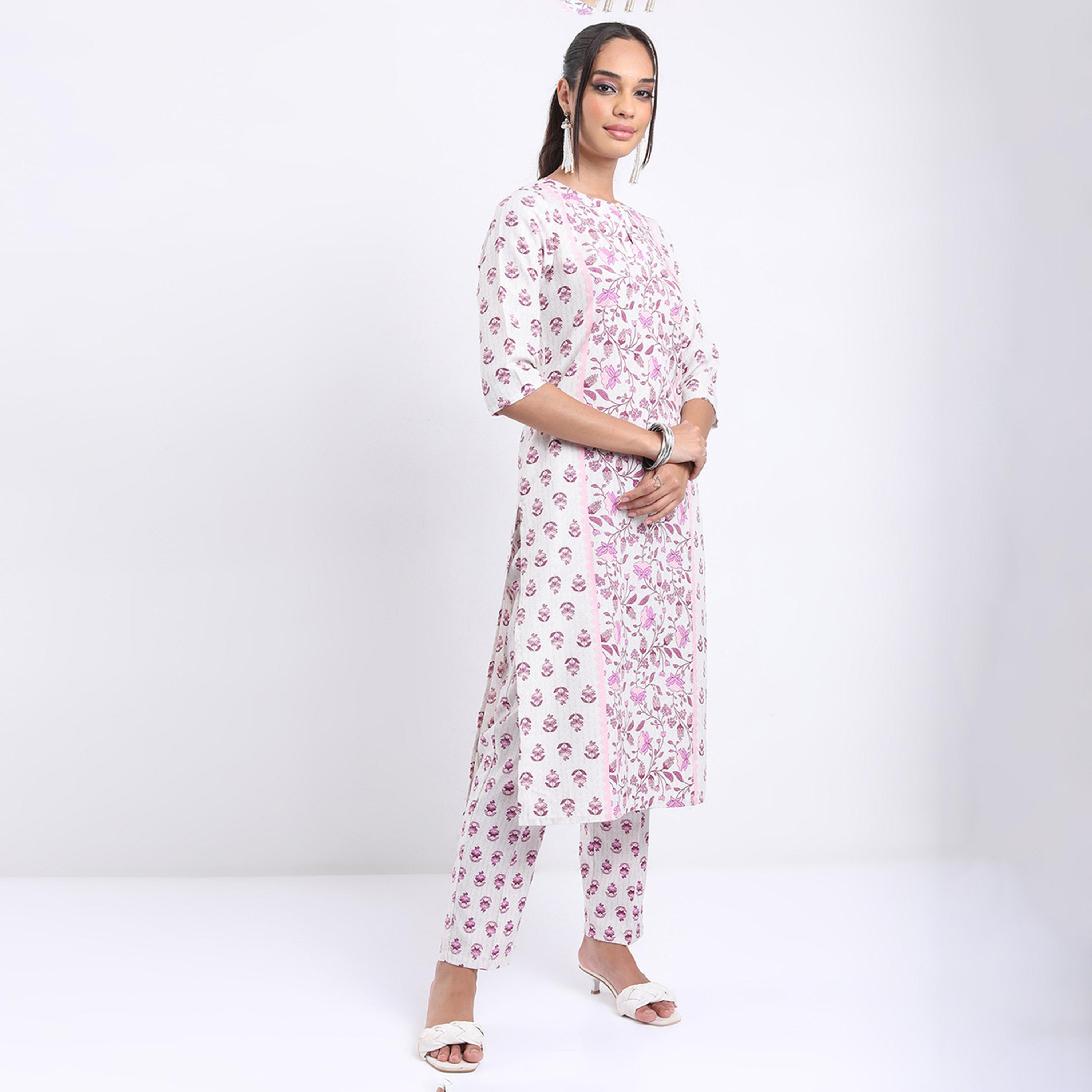 Vishudh X Styli Floral Printed Straight Kurta with Trousers With Dupatta-women-clothing-ethnicwear-sareesets-image-5