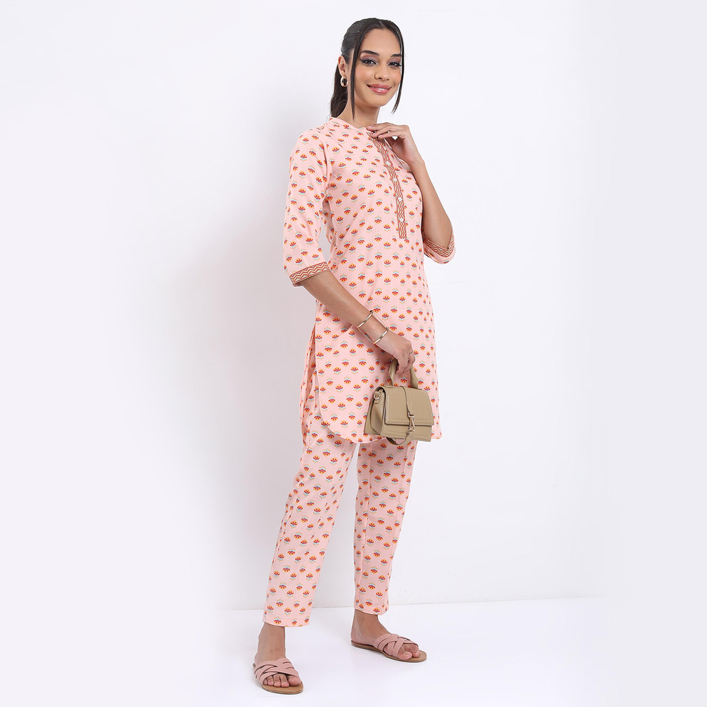 Vishudh X Styli Peach-Coloured Floral Printed Band Collar Top with Trousers-women-clothing-ethnicwear-kurtasets-image-1