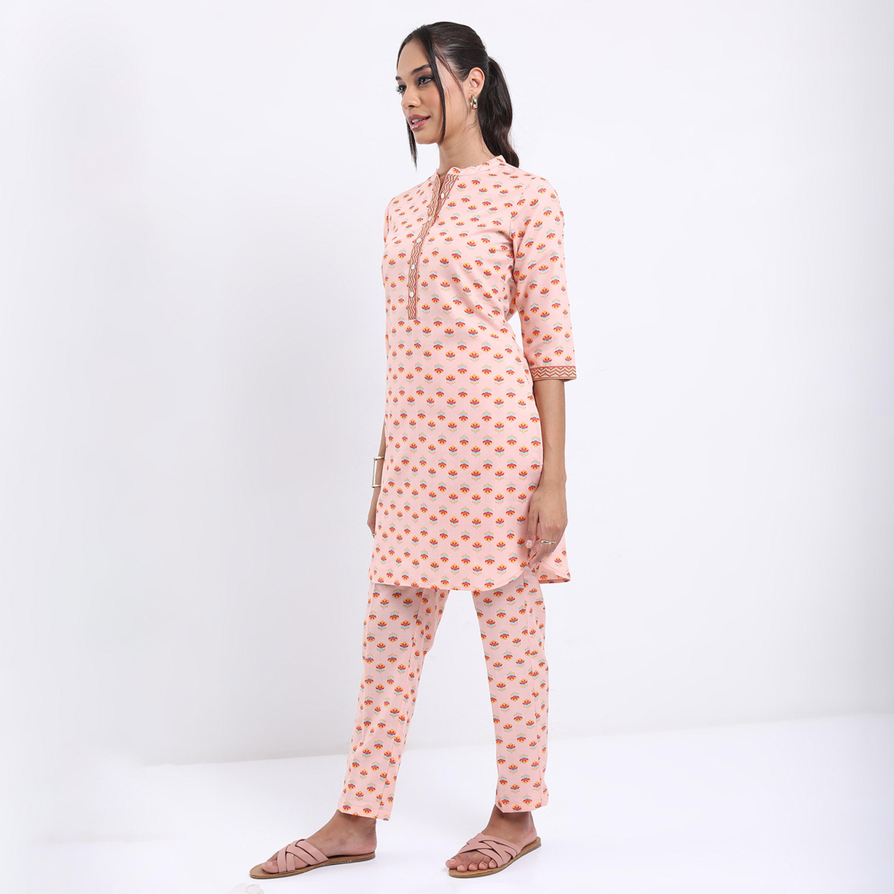 Vishudh X Styli Peach-Coloured Floral Printed Band Collar Top with Trousers-women-clothing-ethnicwear-kurtasets-image-5