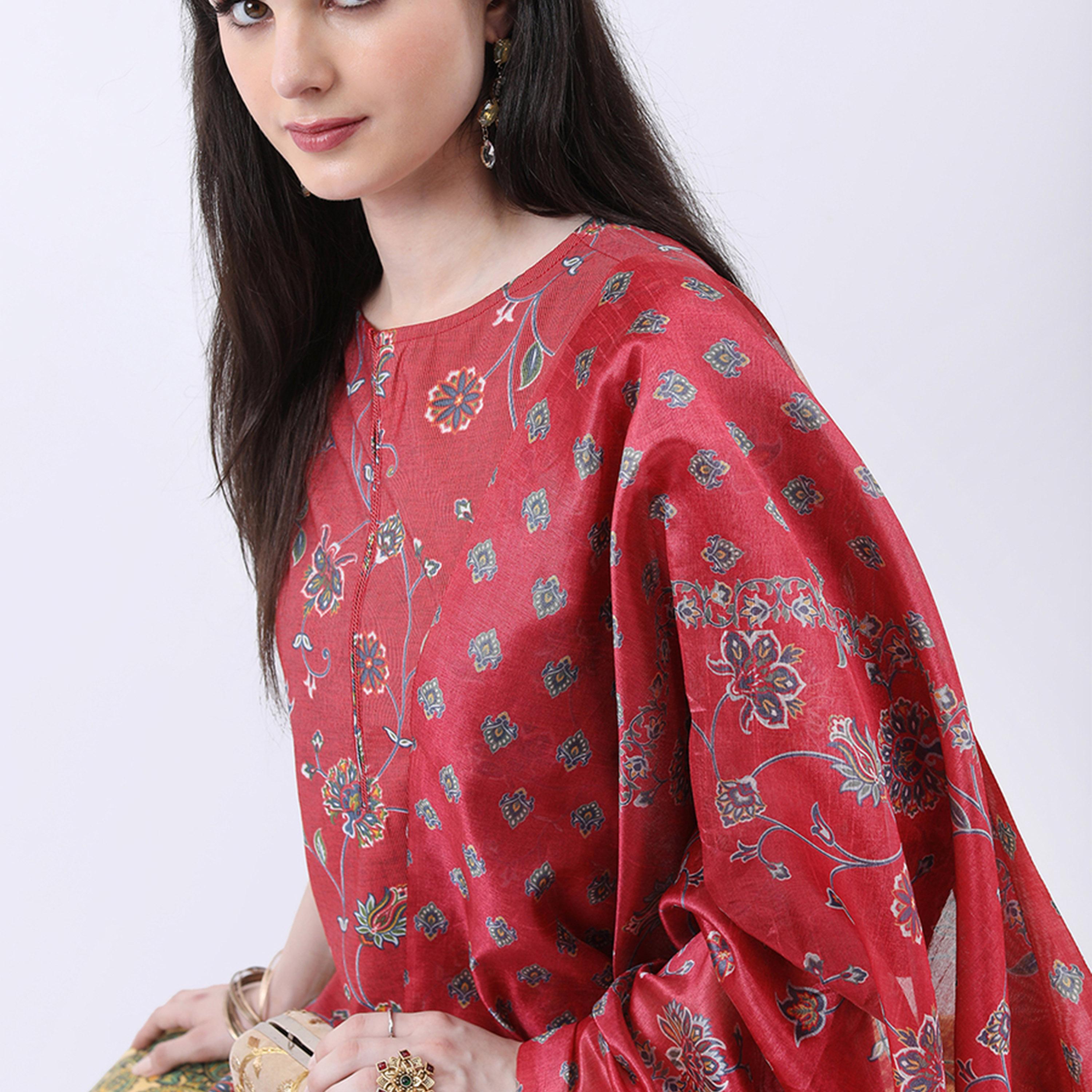 فيشود × ستايلي - كورتا بطبعة زهور مع بنطال بلازو ووشاح دوباتا - أحمر وأخضر-women-clothing-ethnicwear-sareesets-image-2