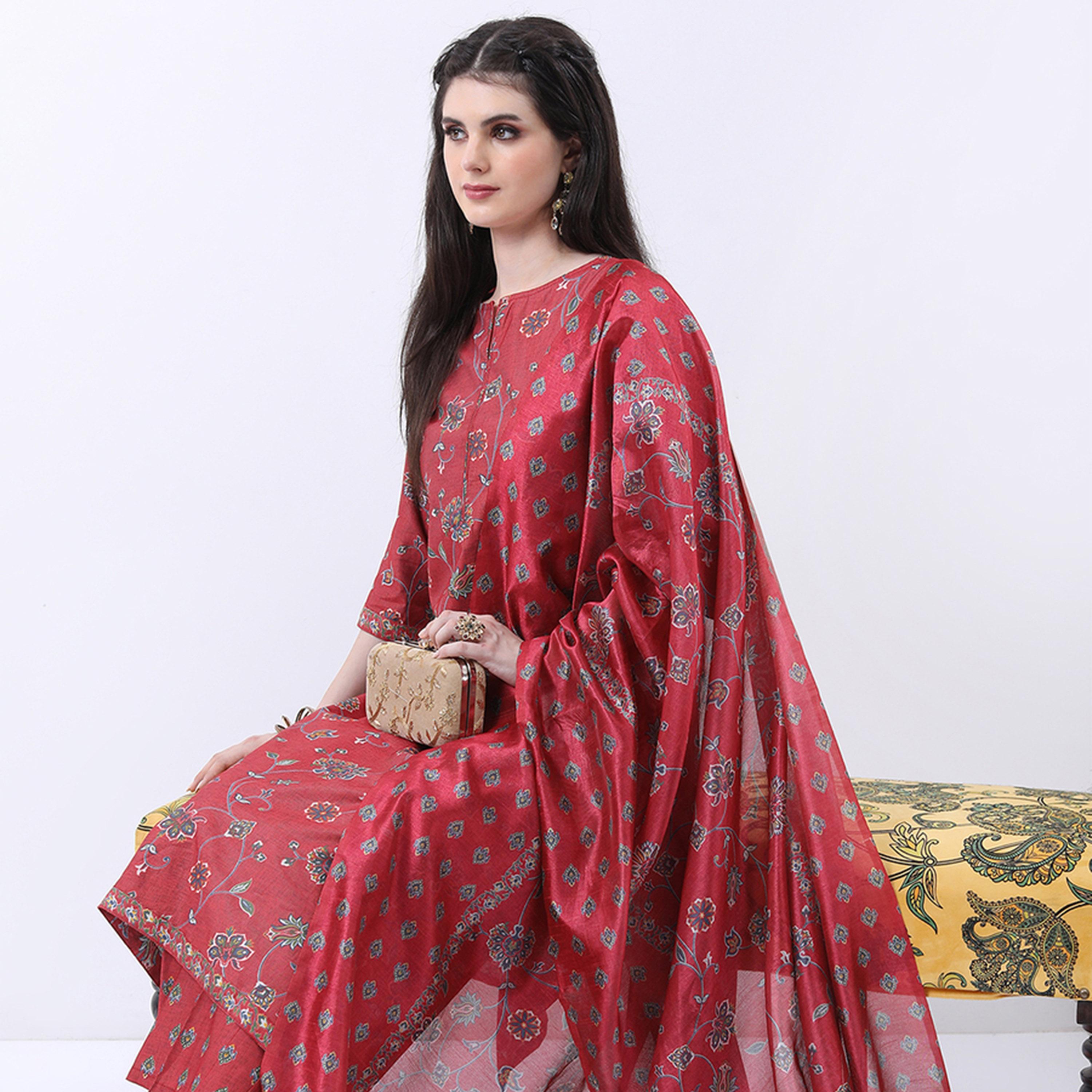 فيشود × ستايلي - كورتا بطبعة زهور مع بنطال بلازو ووشاح دوباتا - أحمر وأخضر-women-clothing-ethnicwear-sareesets-image-4