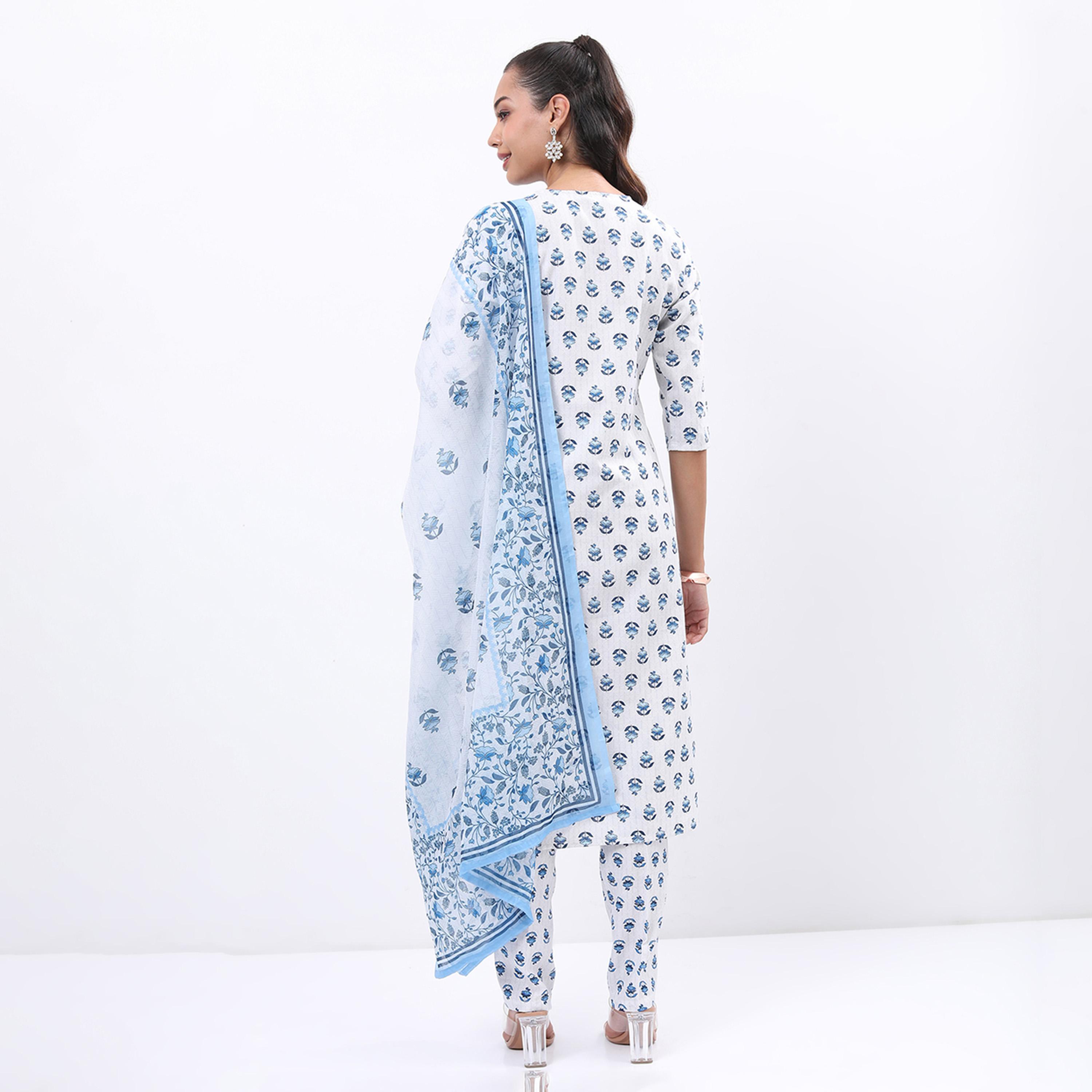 Vishudh X Styli White & Blue Floral Printed Kurta With Trousers & Dupatta-women-clothing-ethnicwear-sareesets-image-3