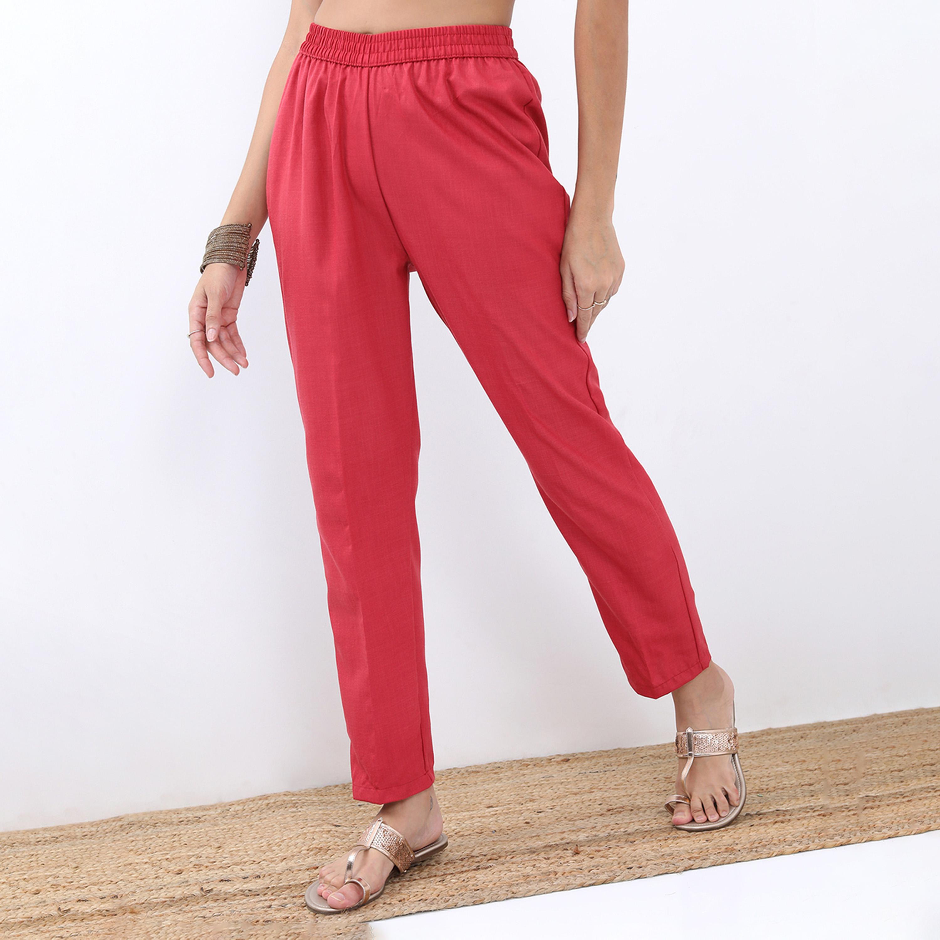 فيشود × ستايلي - كورتا بانداني مطبوعة برقبة برباط مع بنطال ووشاح - أحمر-women-clothing-ethnicwear-sareesets-image-8