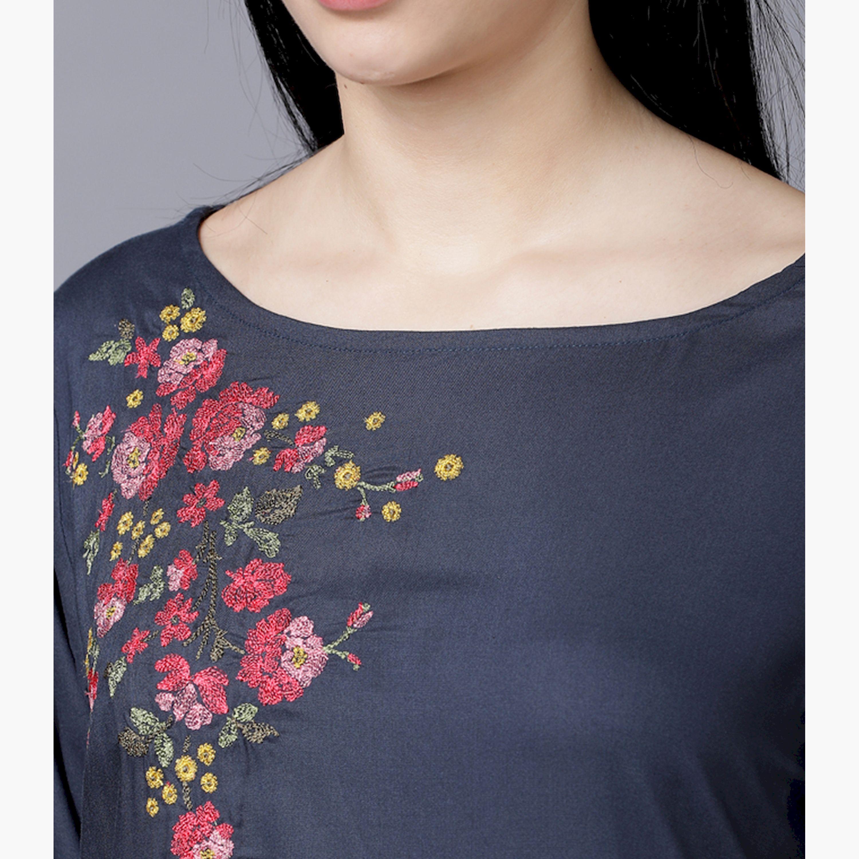Vishudh X Styli Women Blue Floral Printed Regular Kurta with Palazzos-women-clothing-ethnicwear-kurtasets-image-5