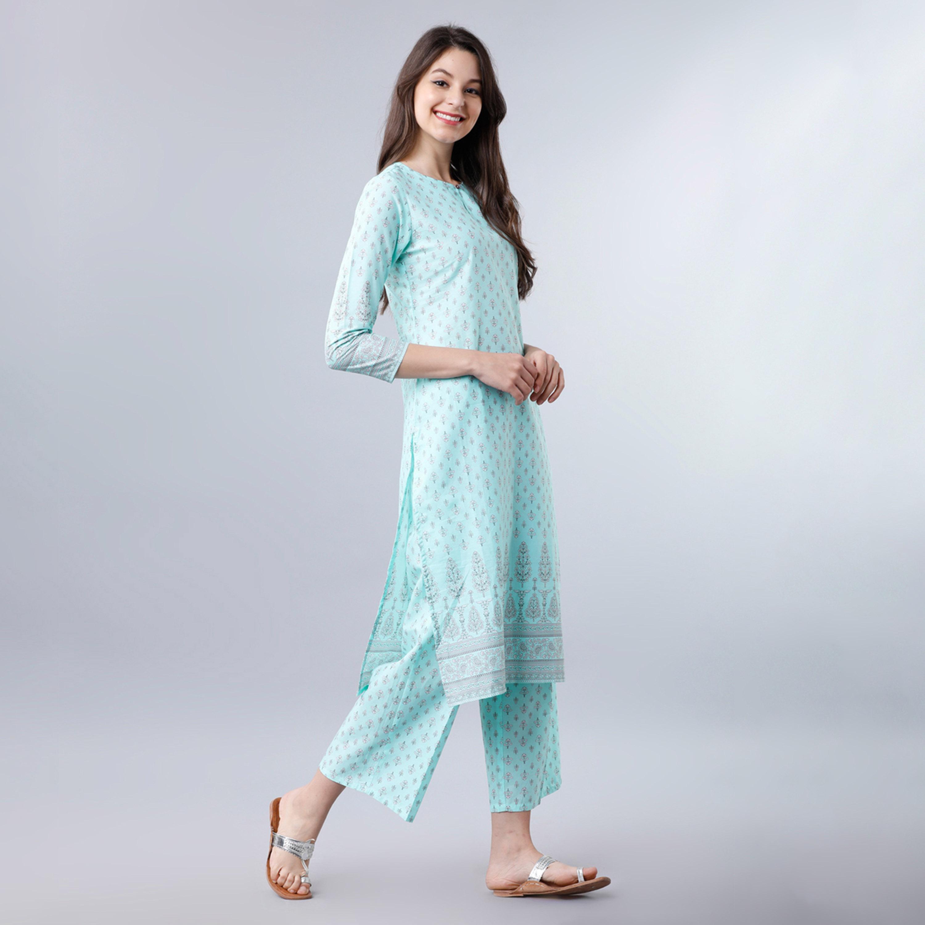 Vishudh X Styli Women Blue Ethnic Motifs Printed Panelled Pure Cotton Kurta with Trousers-women-clothing-ethnicwear-kurtasets-image-5