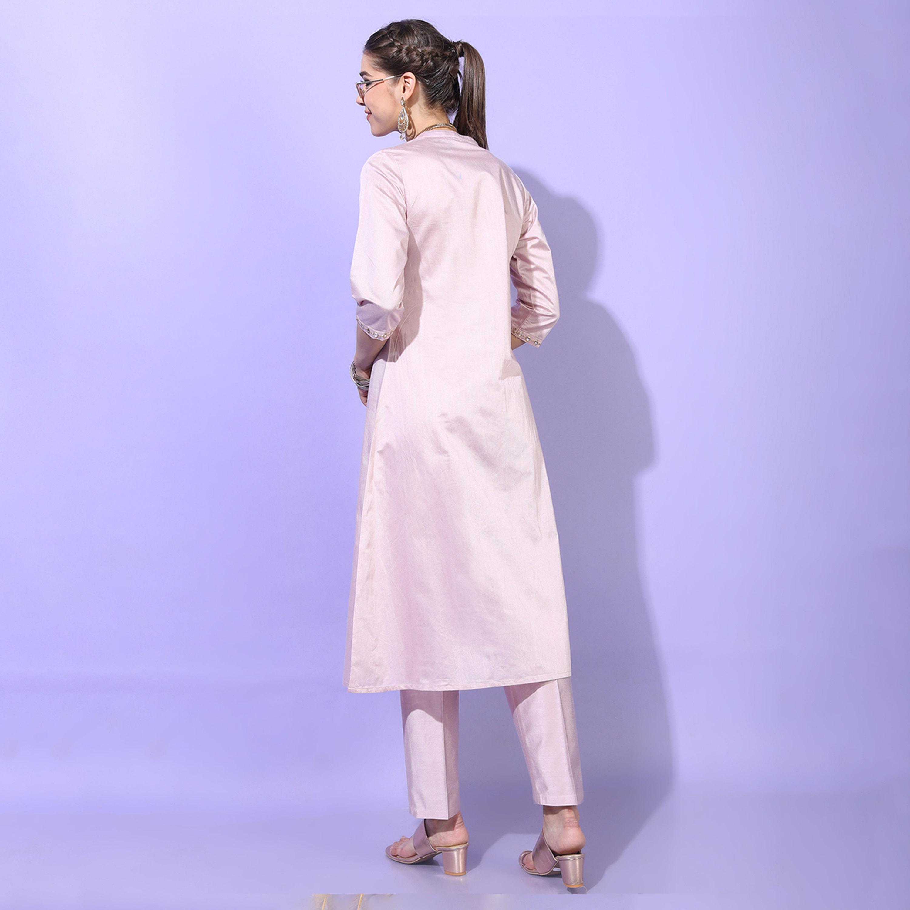 فيشود × ستايلي - كورتا مطرزة بالورود مع بنطال باللون الوردي للنساء-women-clothing-ethnicwear-kurtasets-image-3