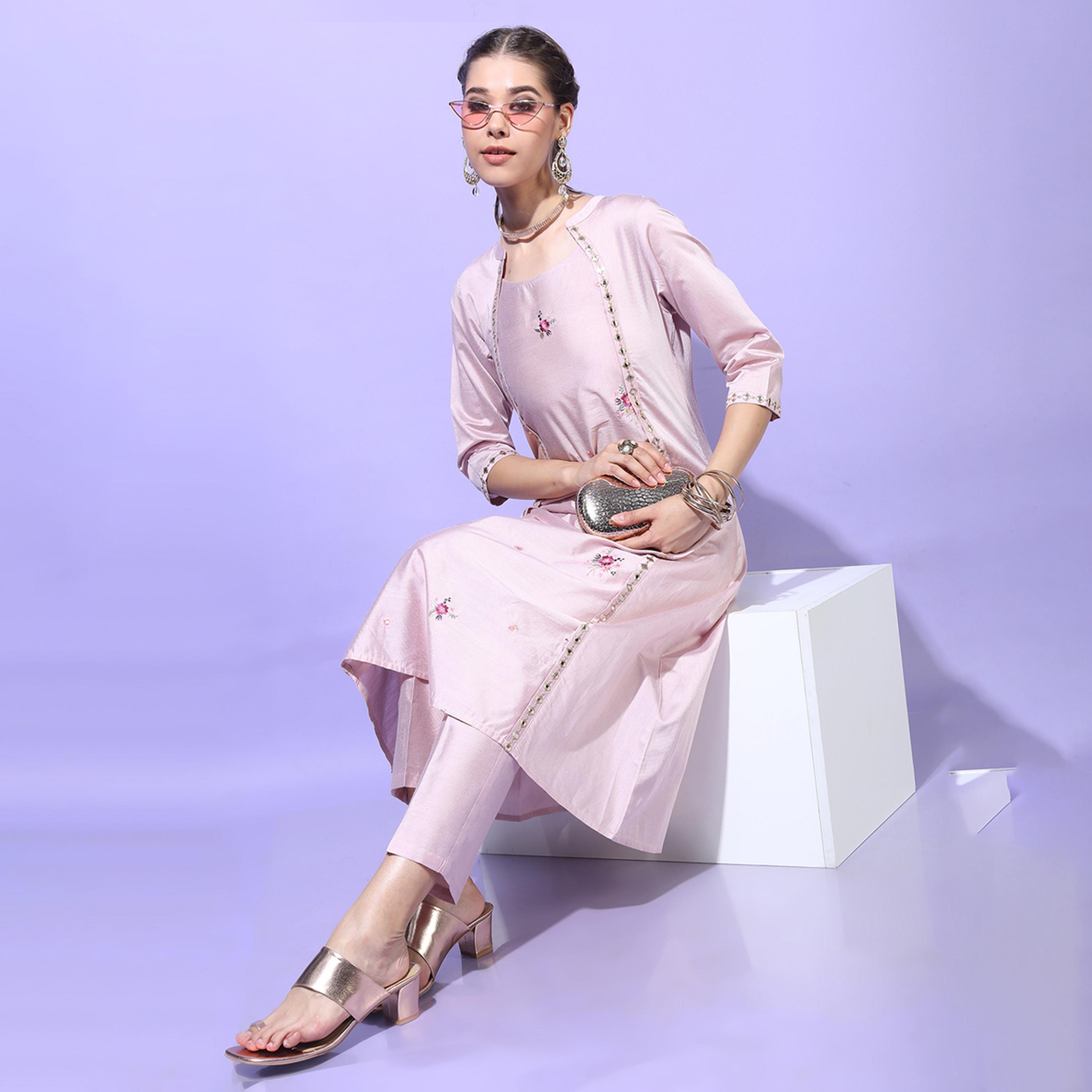 فيشود × ستايلي - كورتا مطرزة بالورود مع بنطال باللون الوردي للنساء-women-clothing-ethnicwear-kurtasets-image-6