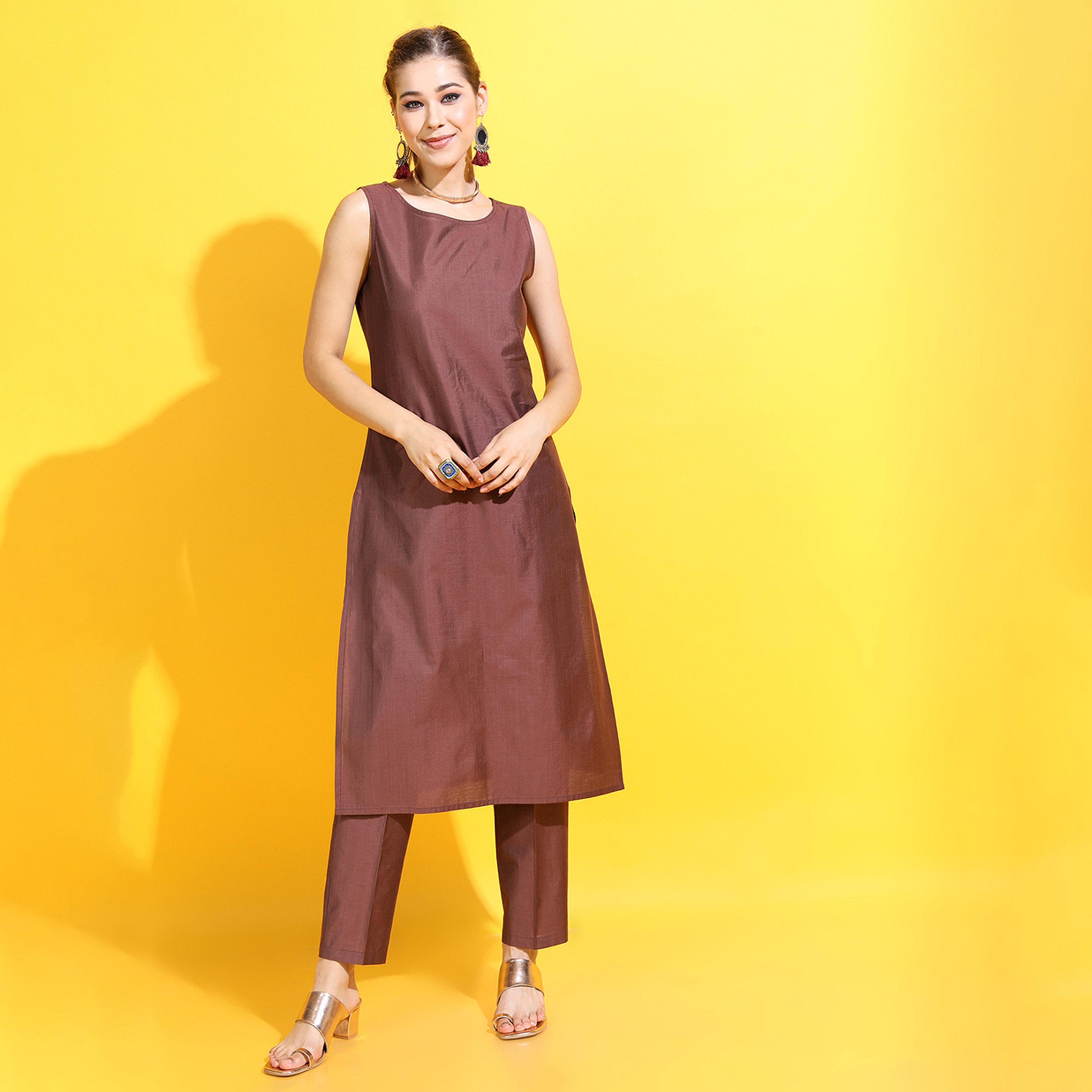 فيشود × ستايلي - كورتا نسائية بنقشات عرقية مع بنطال وسترة-women-clothing-ethnicwear-kurtasets-image-6