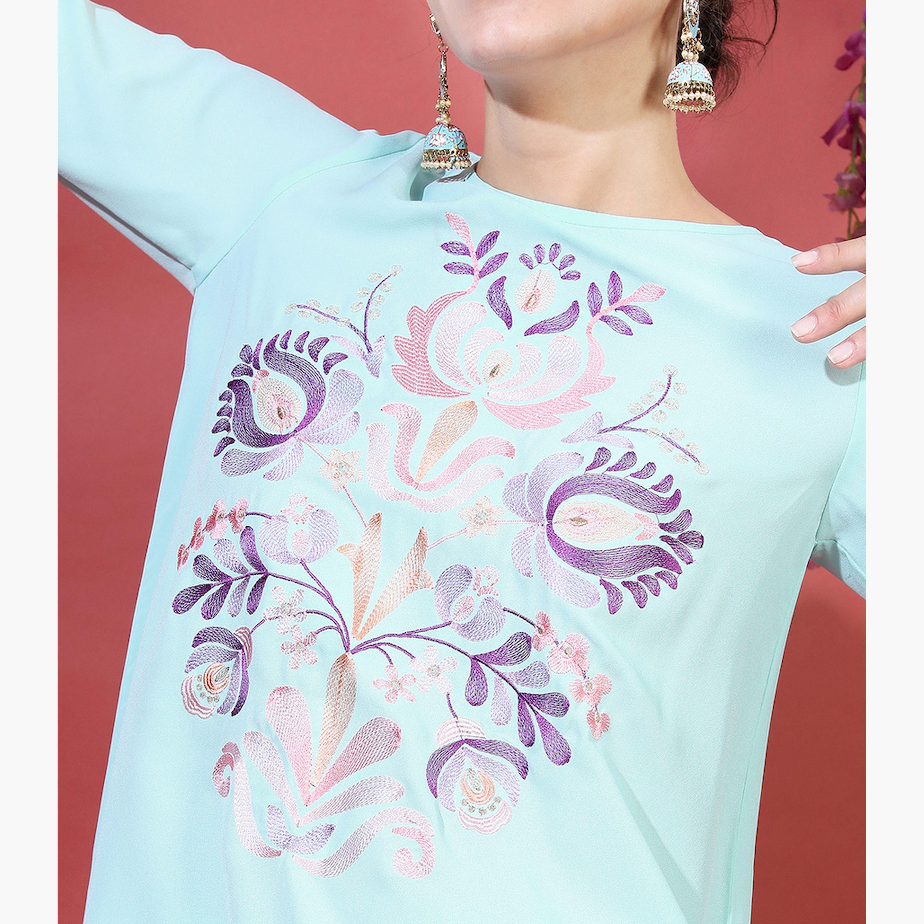 فيشود × ستايلي - كورتا نسائية مطرزة بزخارف عرقية طويلة من الخلف مع بنطال دوتي - فيروزي-women-clothing-ethnicwear-kurtasets-image-4