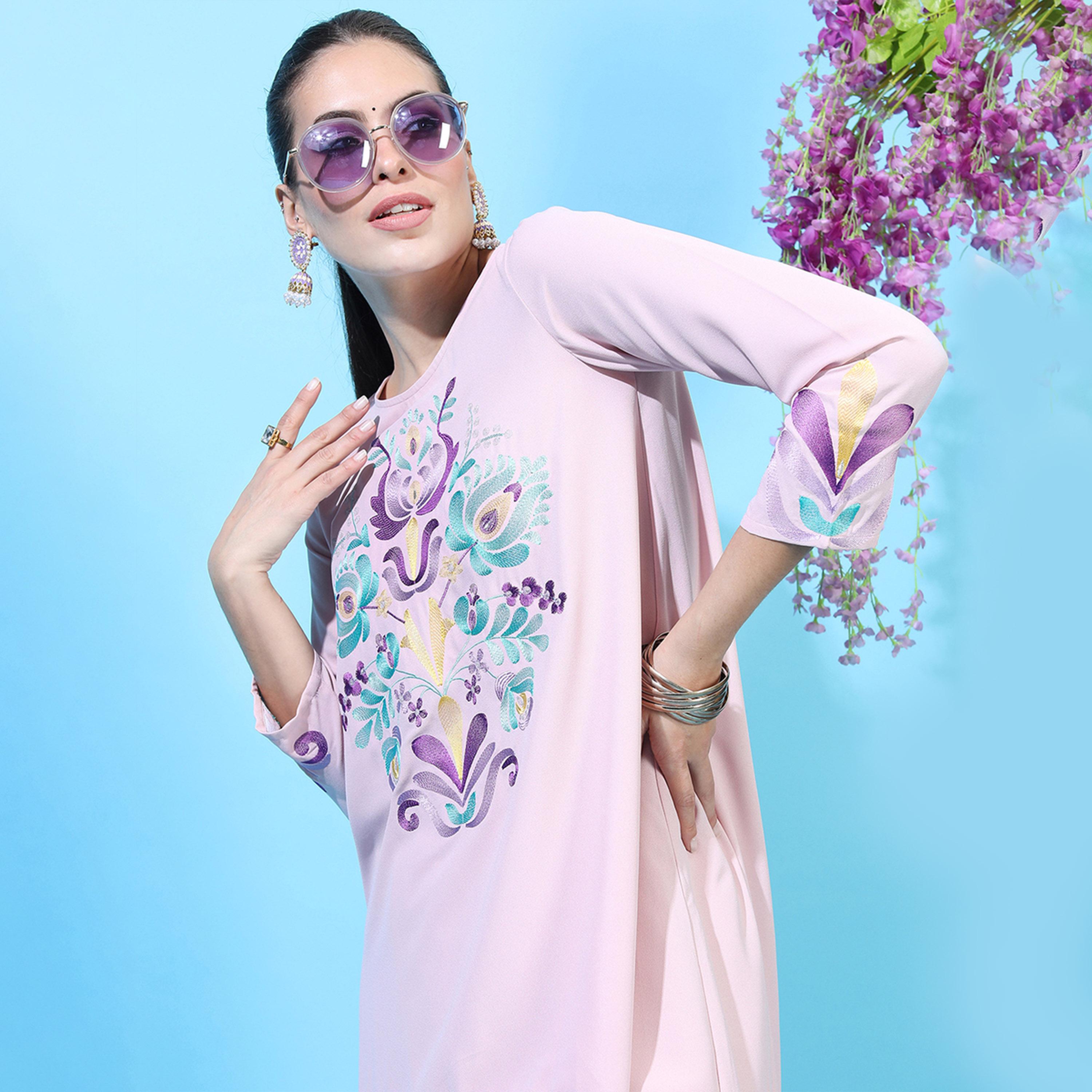 فيشود × ستايلي - كورتا مطرزة بزخارف عرقية مع بنطال دوتي باللون الوردي للنساء-women-clothing-ethnicwear-kurtasets-image-2