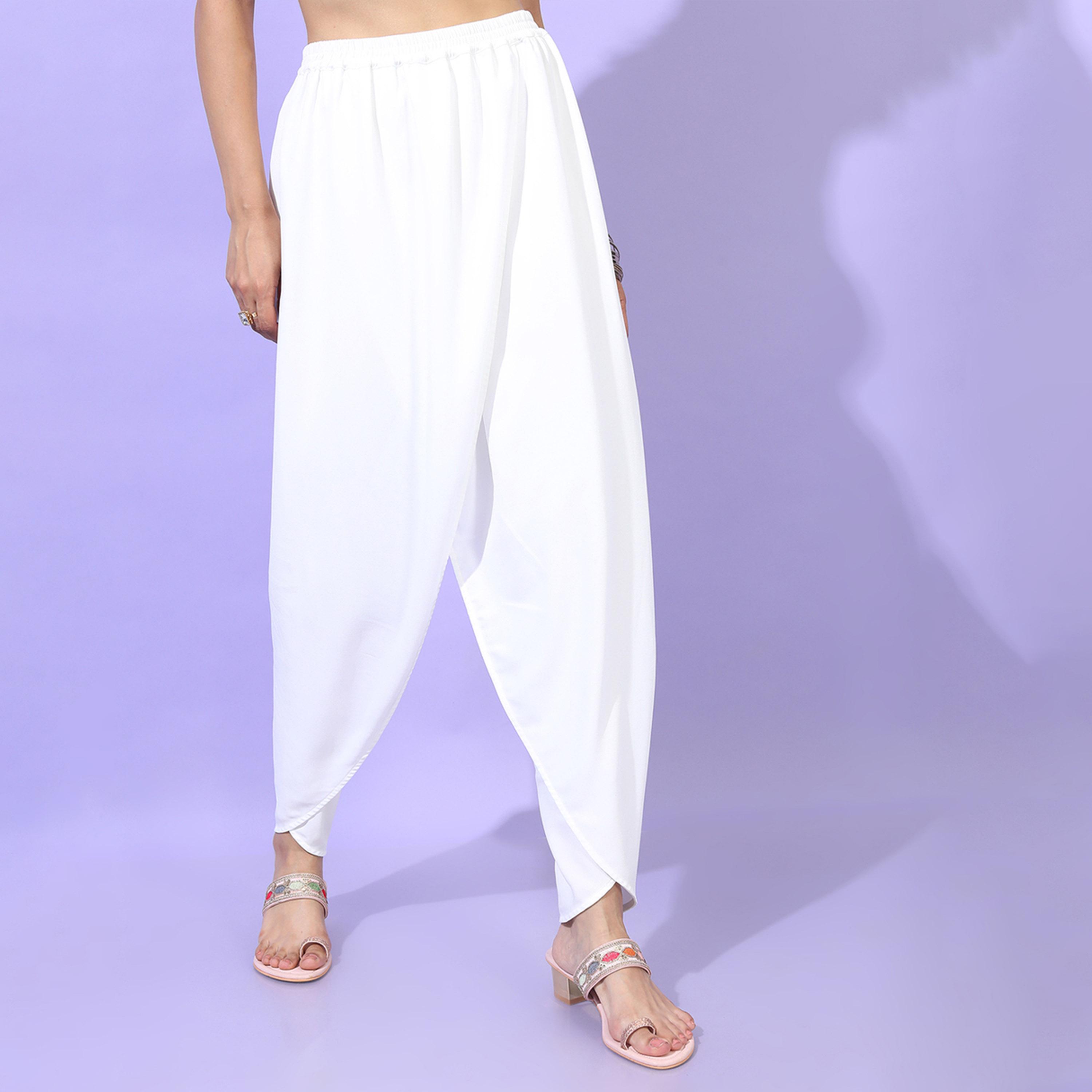 فيشود × ستايلي - كورتا نسائية مطبوعة طويلة من الخلف مع بنطال دوتي - أبيض-women-clothing-ethnicwear-kurtasets-image-8