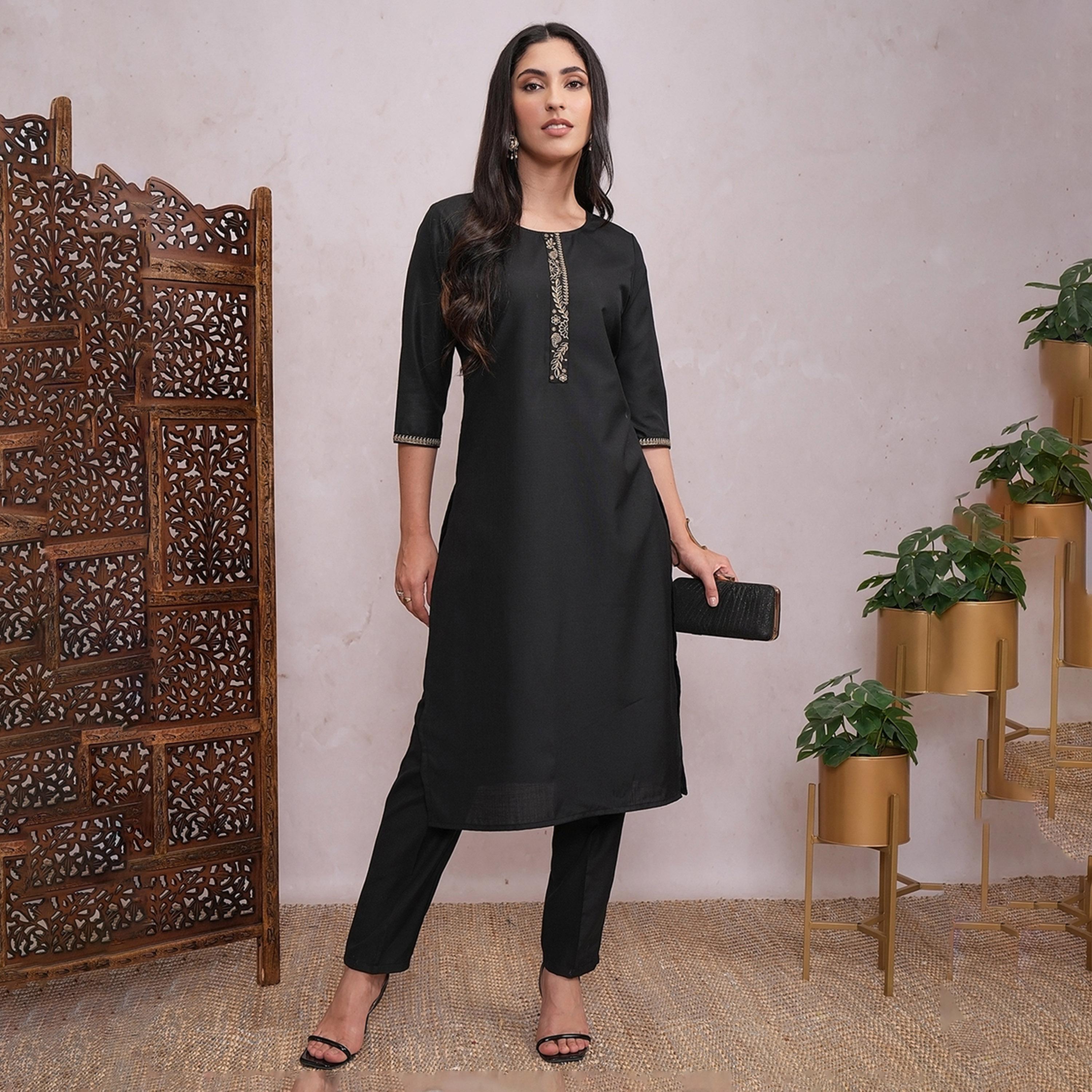فيشود × ستايلي - كورتا مستقيمة عادية مع بنطال - أسود-women-clothing-ethnicwear-kurtasets-image-1