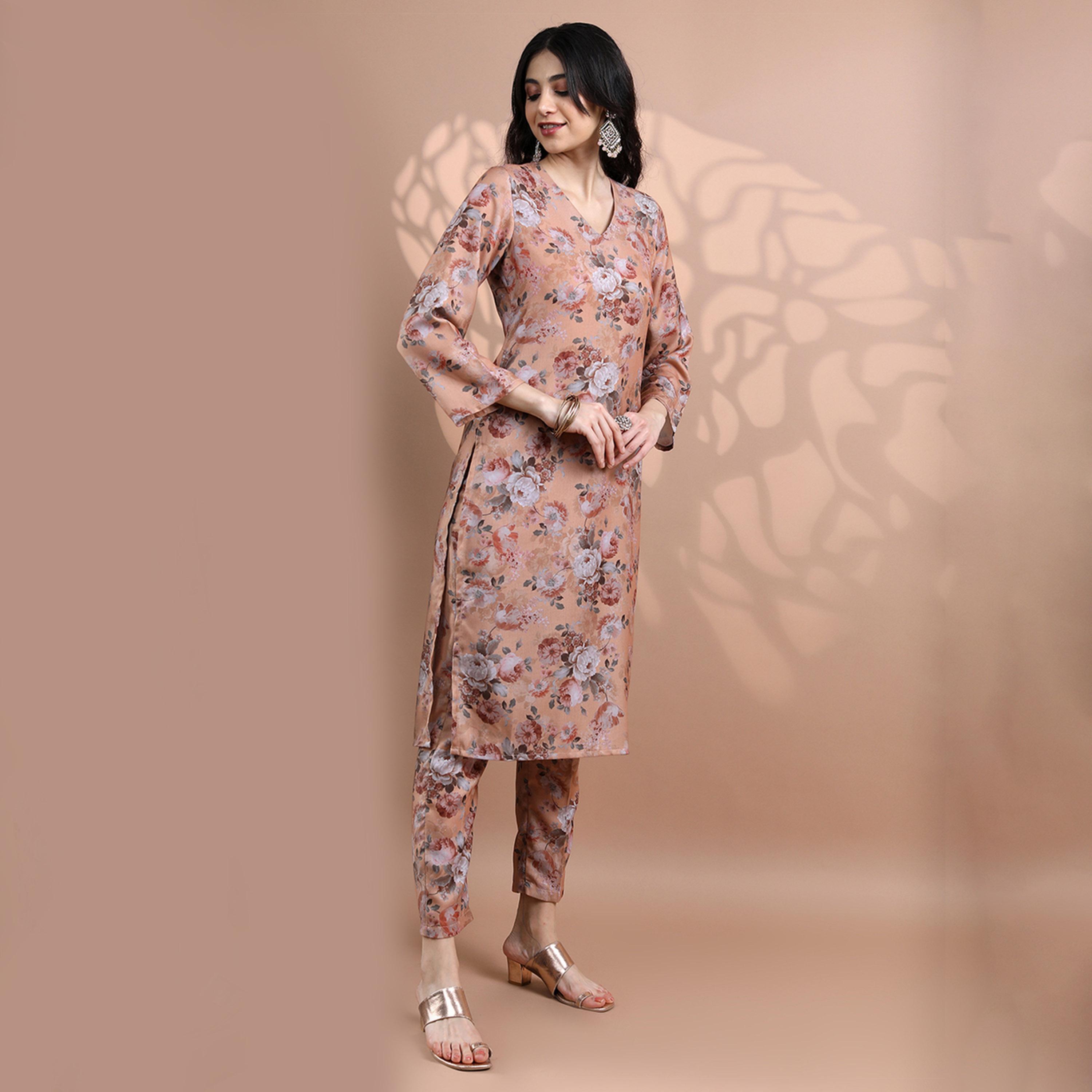 Vishudh X Styli Women Floral Printed Kurta with Trousers-women-clothing-ethnicwear-kurtasets-image-4
