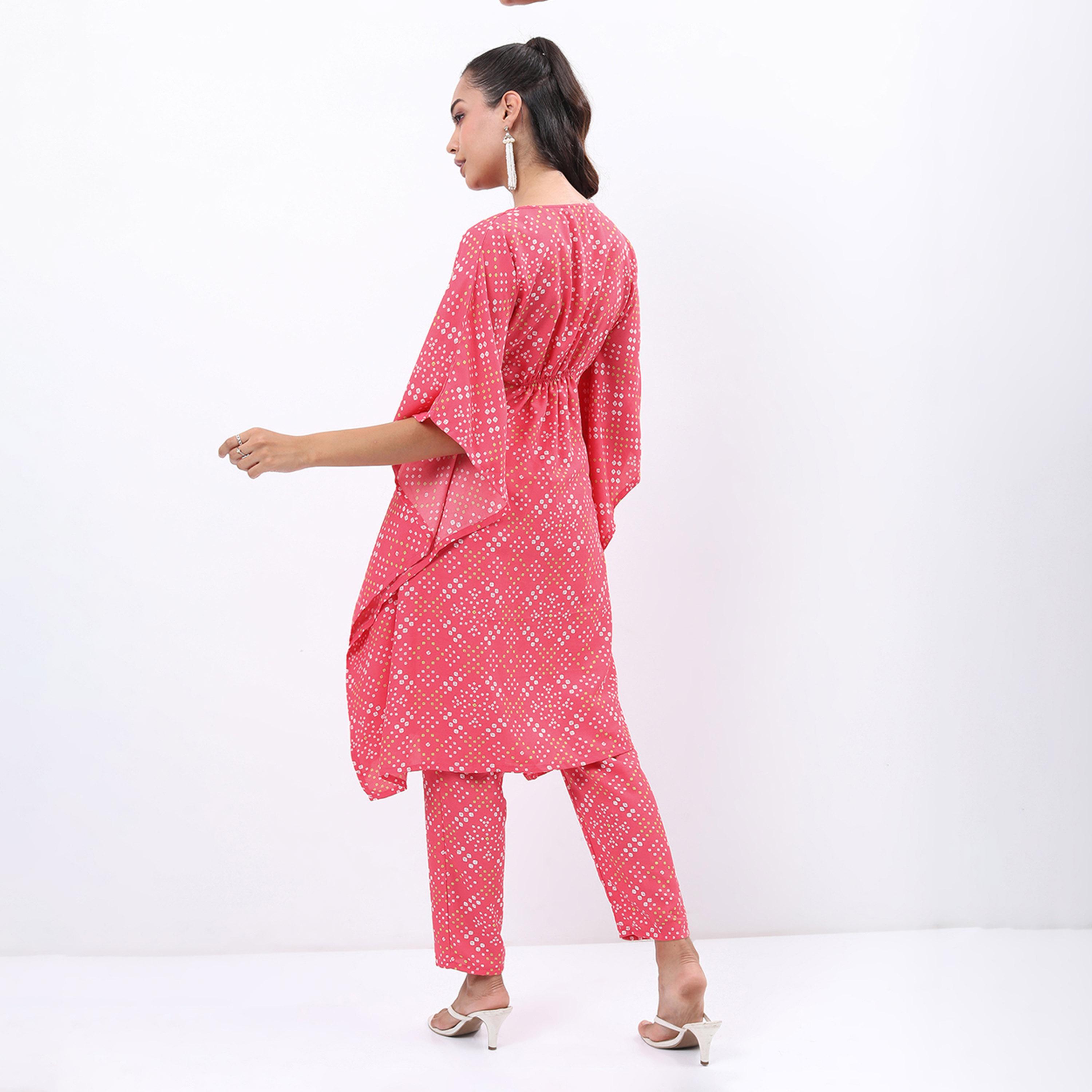 فيشود × ستايلي - قفطان كورتا مطبوع بنقشات عرقية مع بنطال - وردي وأبيض-women-clothing-ethnicwear-kurtasets-image-3