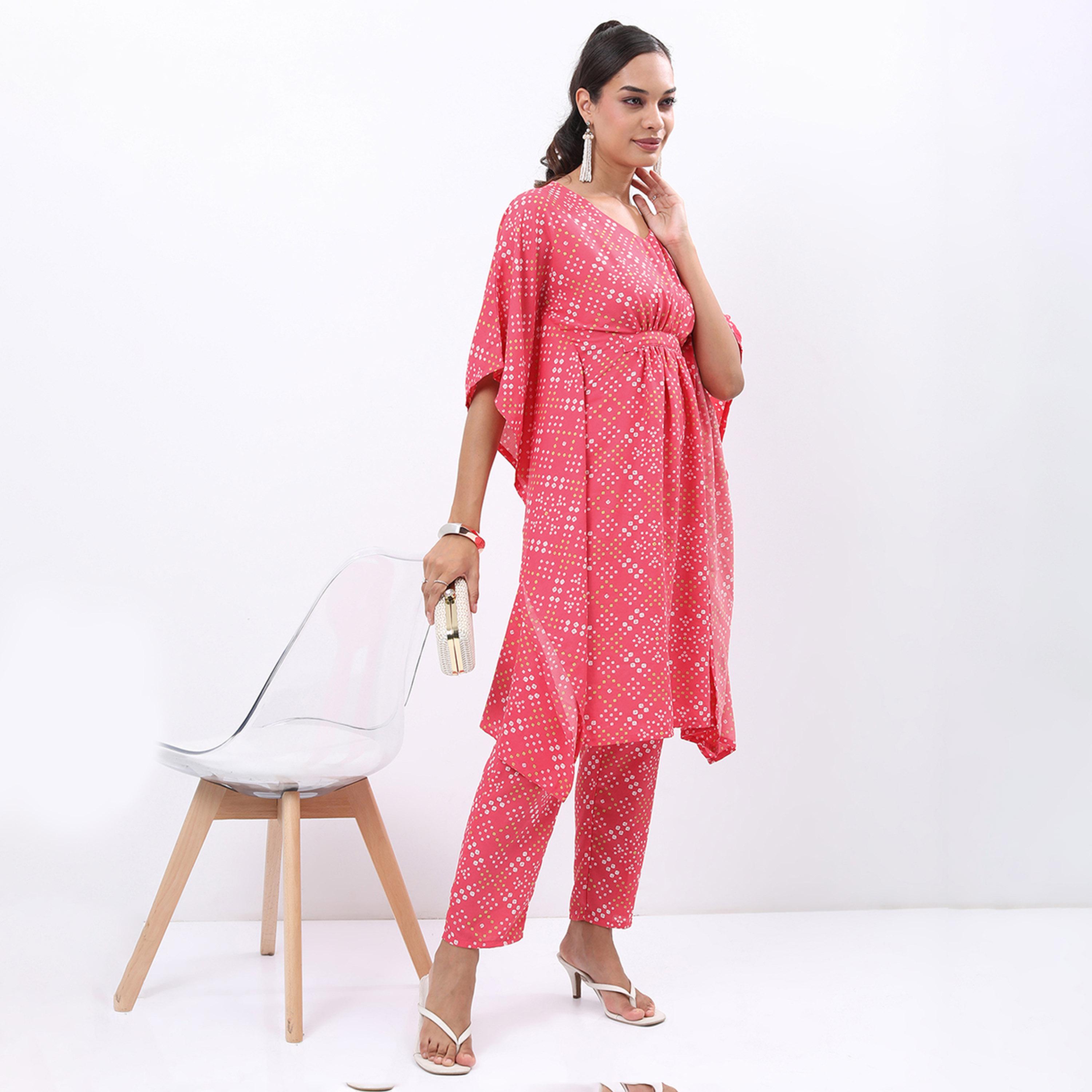 Vishudh X Styli Pink & White Ethnic Motifs Printed Kaftan Kurta With Trousers-women-clothing-ethnicwear-kurtasets-image-6