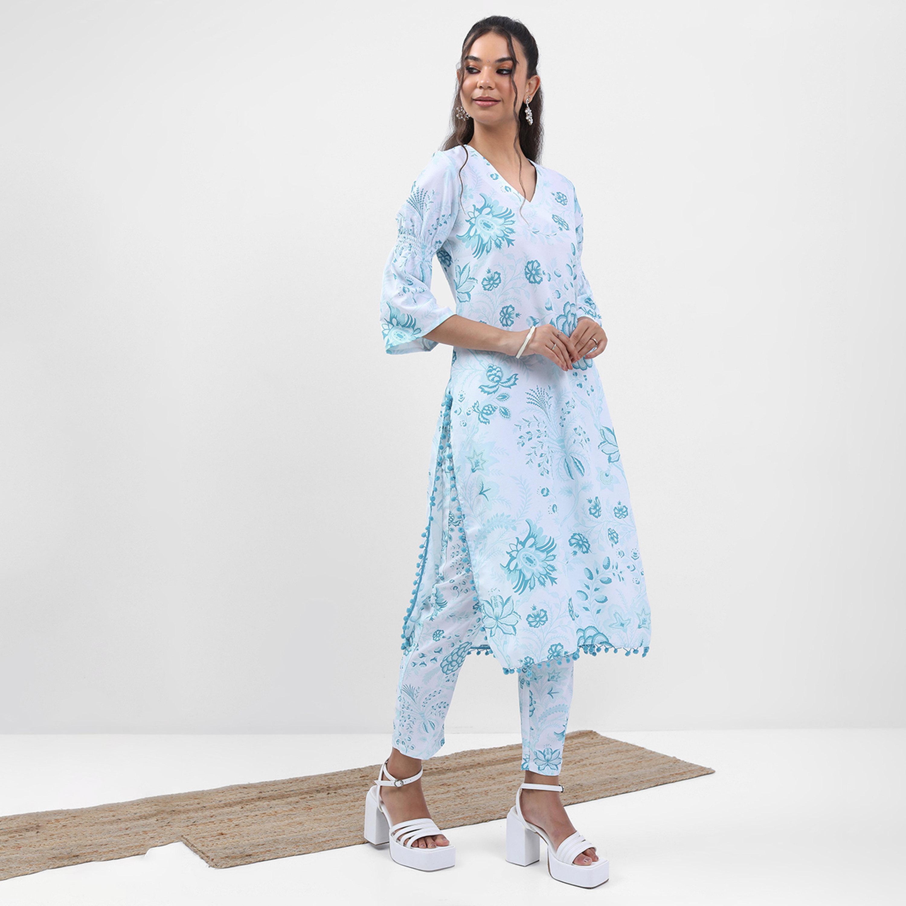 Vishudh X Styli Floral Printed Straight Regular Kurta with Trousers-women-clothing-ethnicwear-kurtasets-image-4