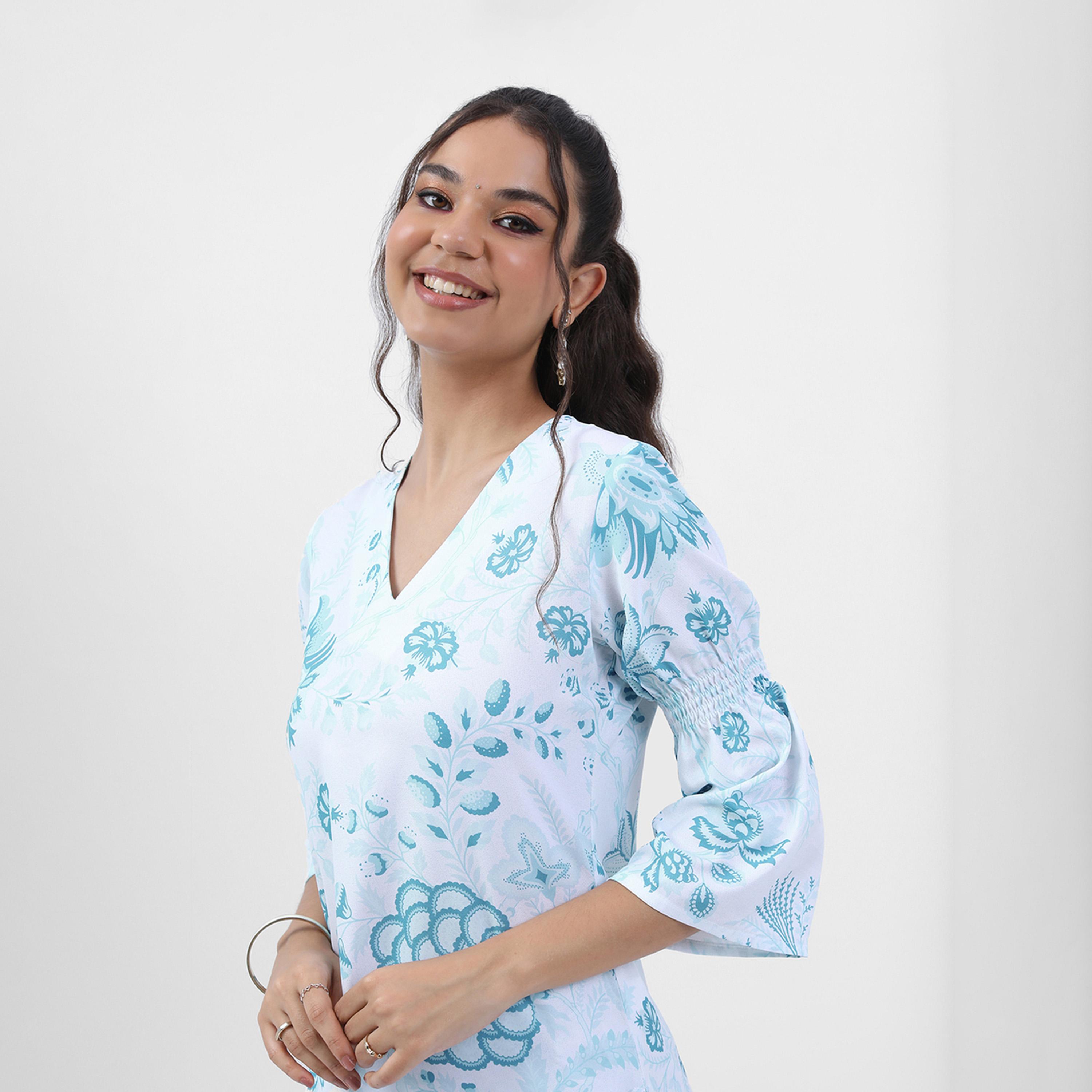 Vishudh X Styli Floral Printed Straight Regular Kurta with Trousers-women-clothing-ethnicwear-kurtasets-image-8