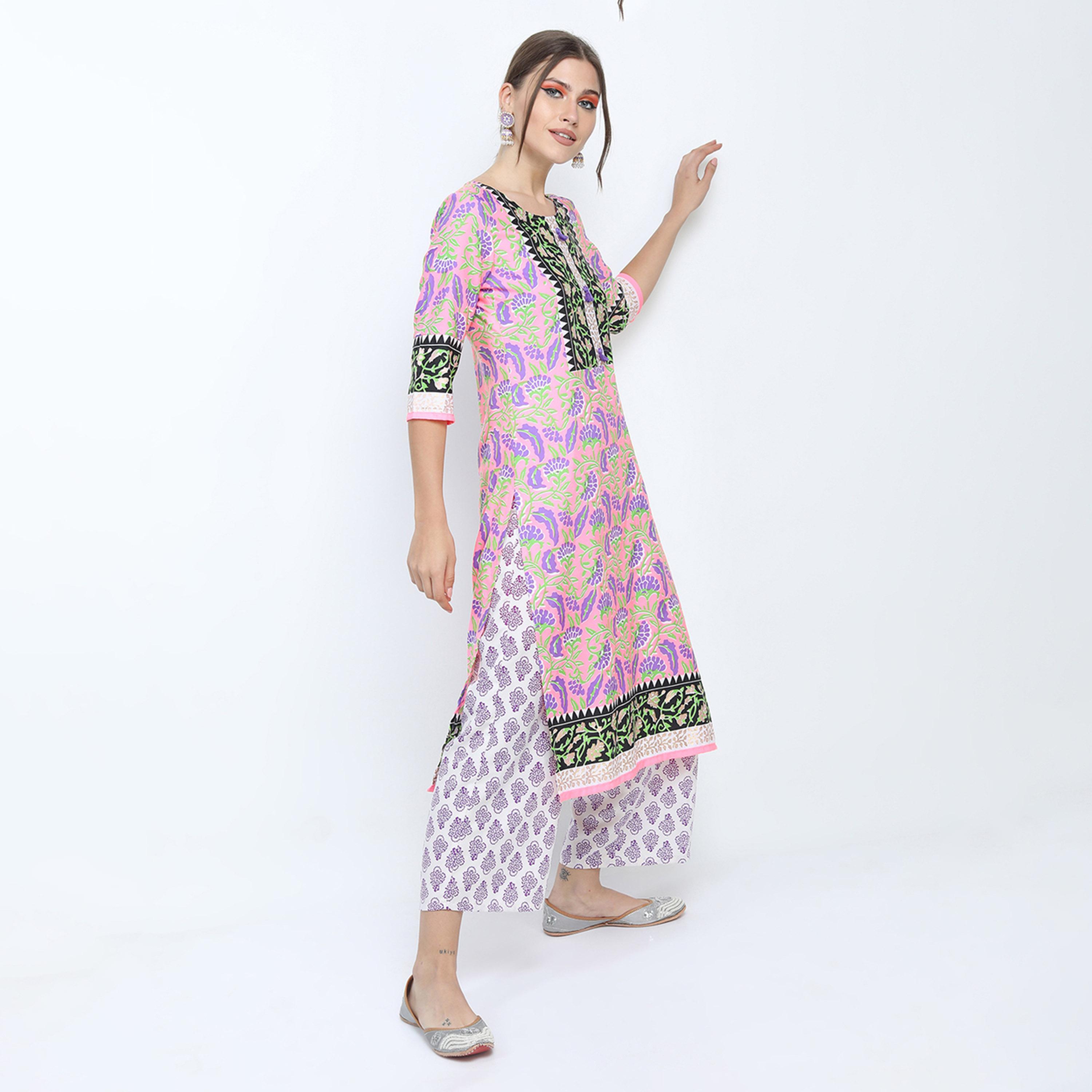 فيشود × ستايلي - كورتي مزينة بالزهور مع بنطال ووشاح باللون الوردي للنساء-women-clothing-ethnicwear-sareesets-image-5