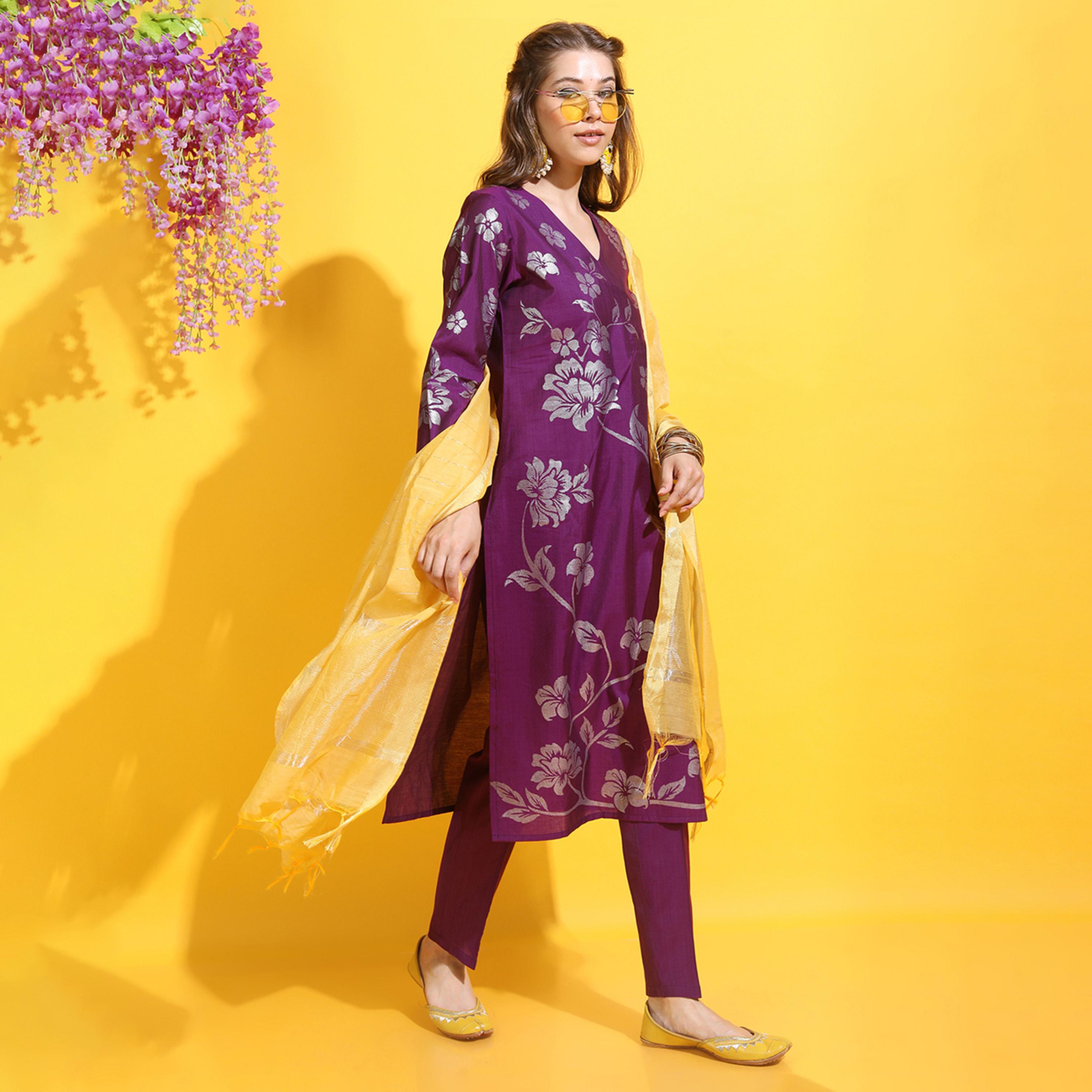 فيشود × ستايلي - كورتا نسائية مزينة بالزهور مع بنطال ووشاح-women-clothing-ethnicwear-sareesets-image-5