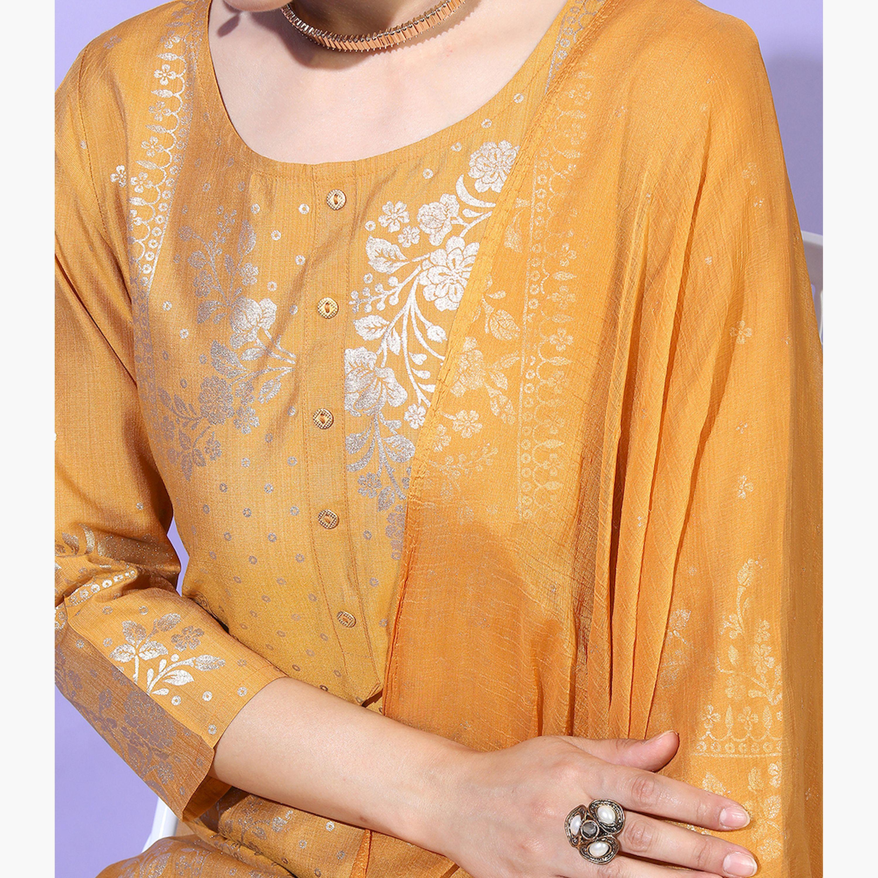 Vishudh X Styli Women Floral Kurta with Trousers & Dupatta-women-clothing-ethnicwear-sareesets-image-4