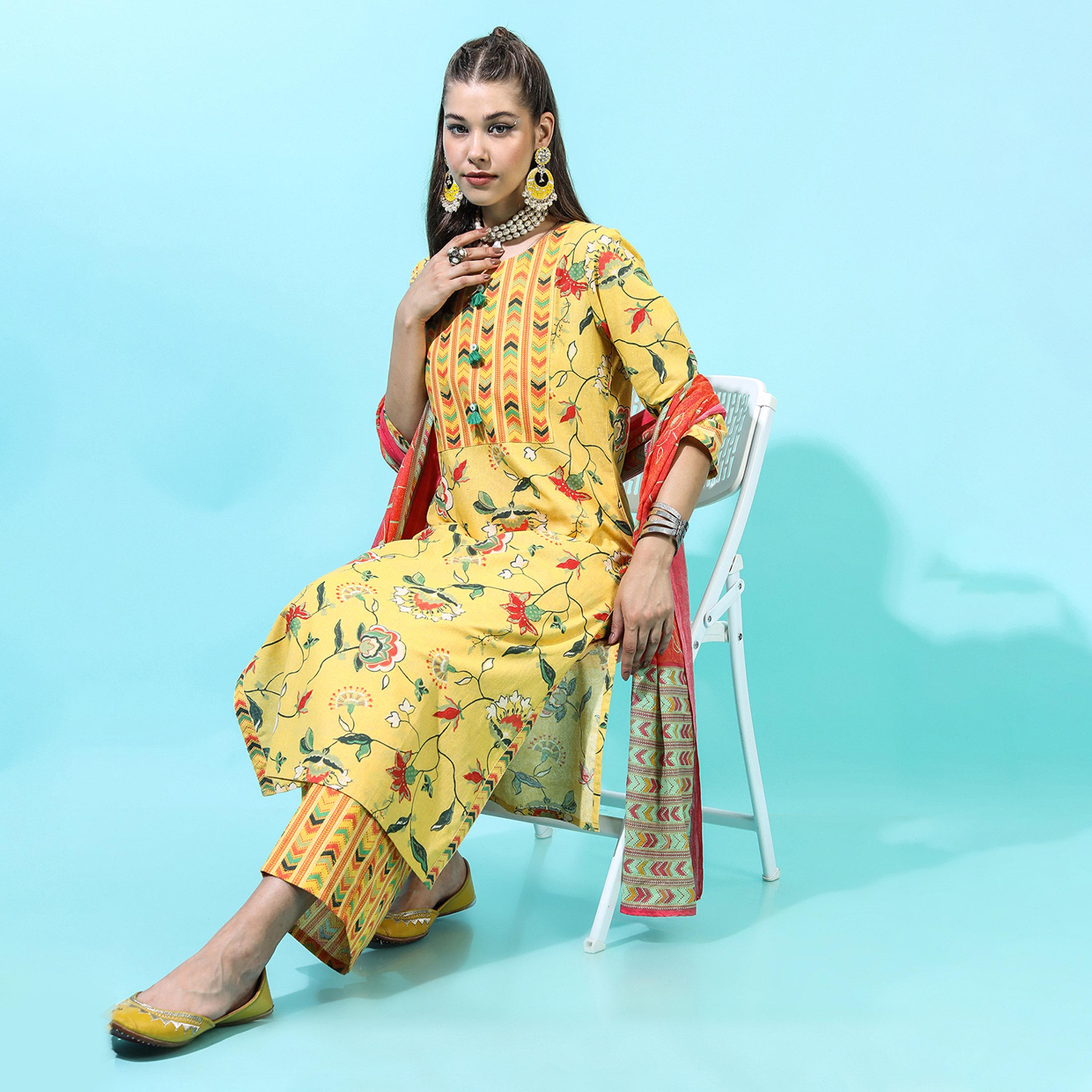 فيشود × ستايلي - كورتا نسائية مورّدة من القطن الخالص مع بنطال ووشاح-women-clothing-ethnicwear-sareesets-image-1