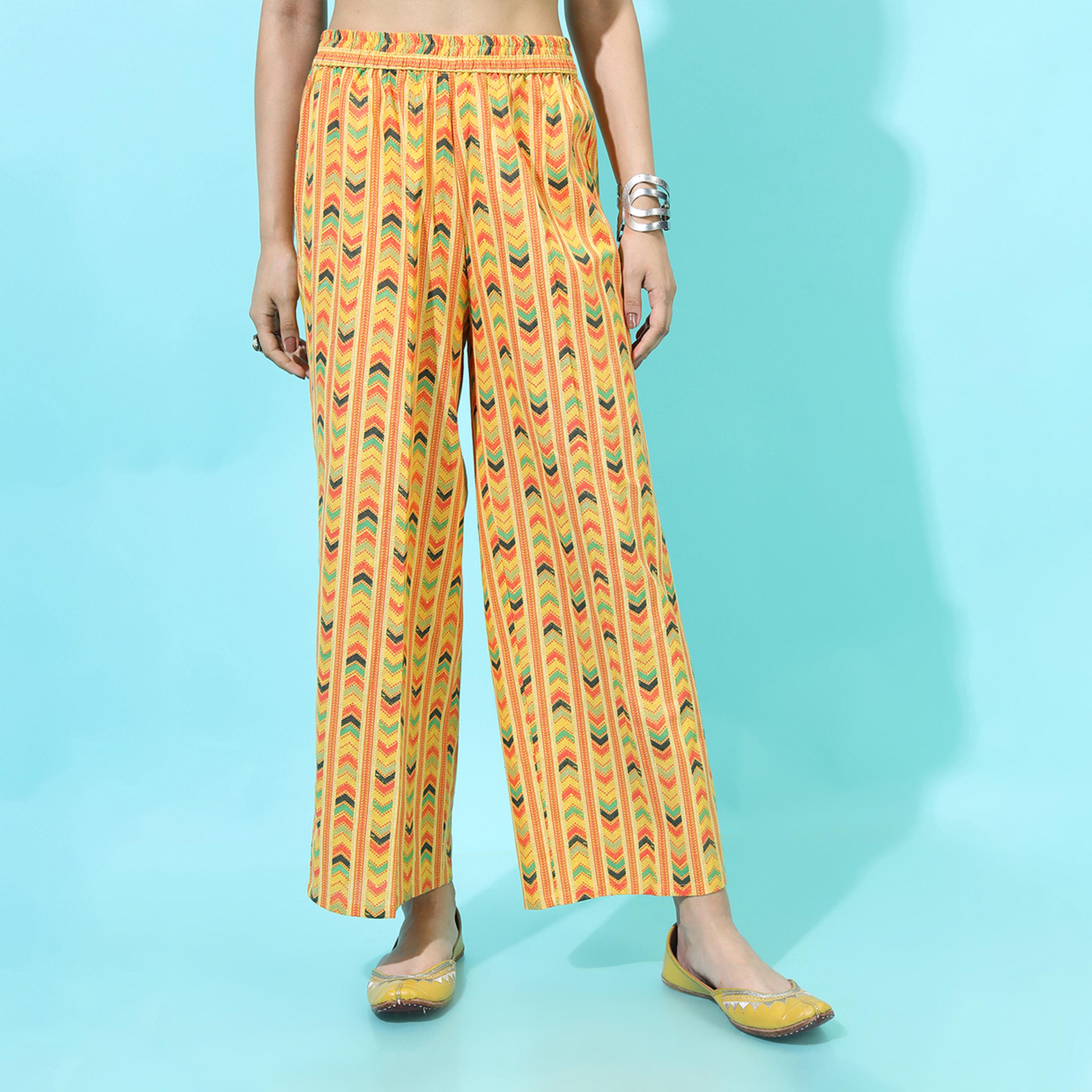فيشود × ستايلي - كورتا نسائية مورّدة من القطن الخالص مع بنطال ووشاح-women-clothing-ethnicwear-sareesets-image-7