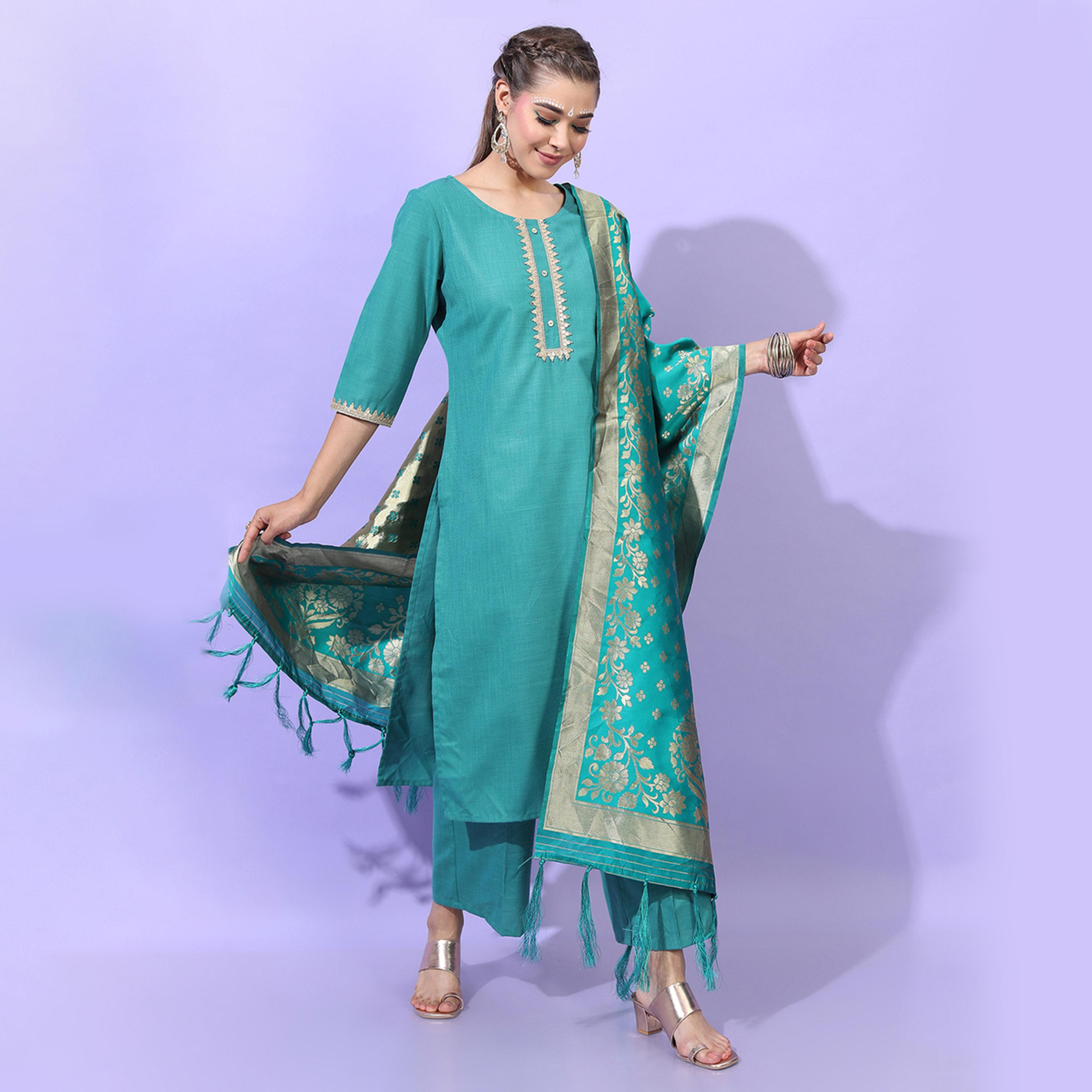 Vishudh X Styli Women Green Ethnic Motifs Printed Layered Kurti with Trousers & Dupatta-women-clothing-ethnicwear-sareesets-image-1