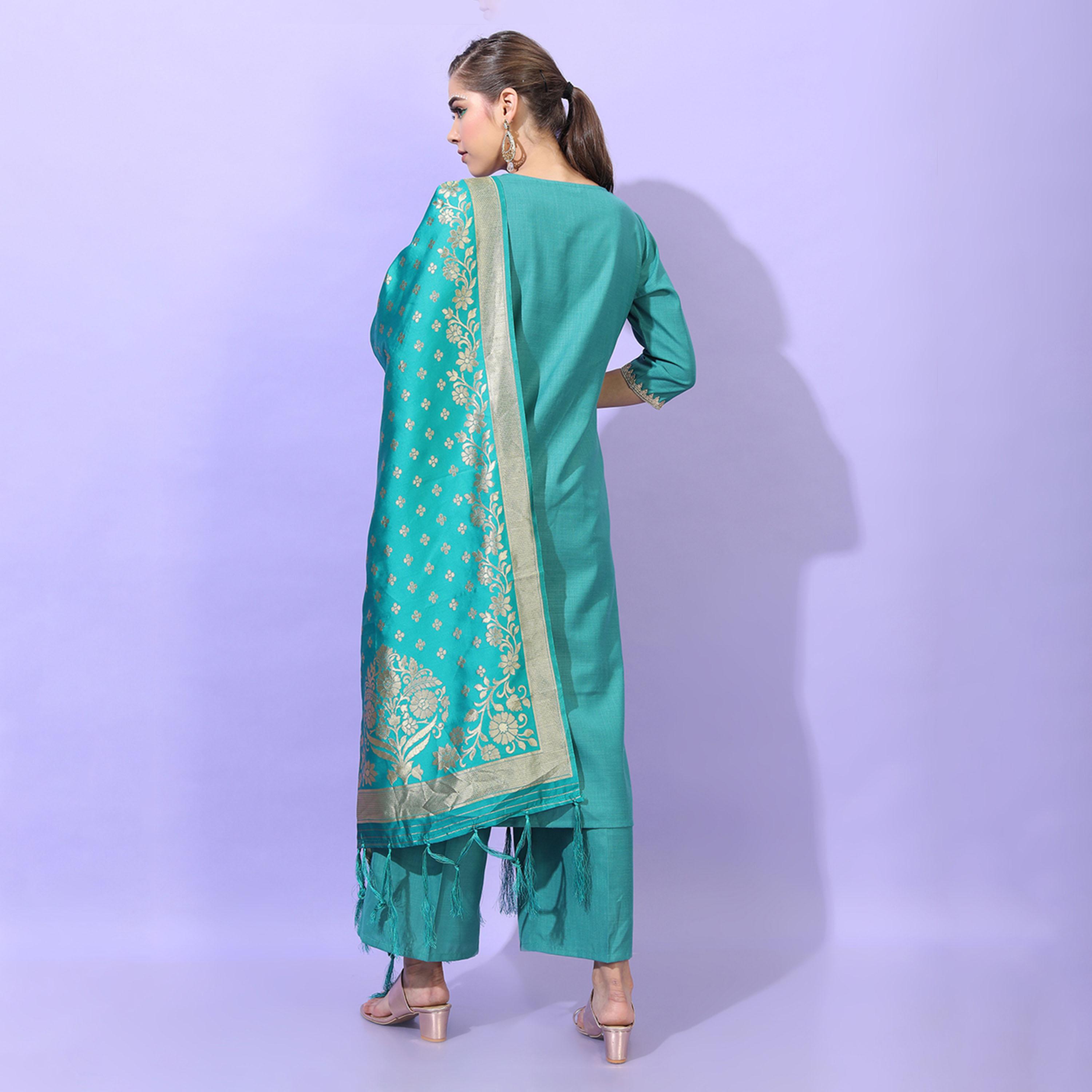 Vishudh X Styli Women Green Ethnic Motifs Printed Layered Kurti with Trousers & Dupatta-women-clothing-ethnicwear-sareesets-image-3