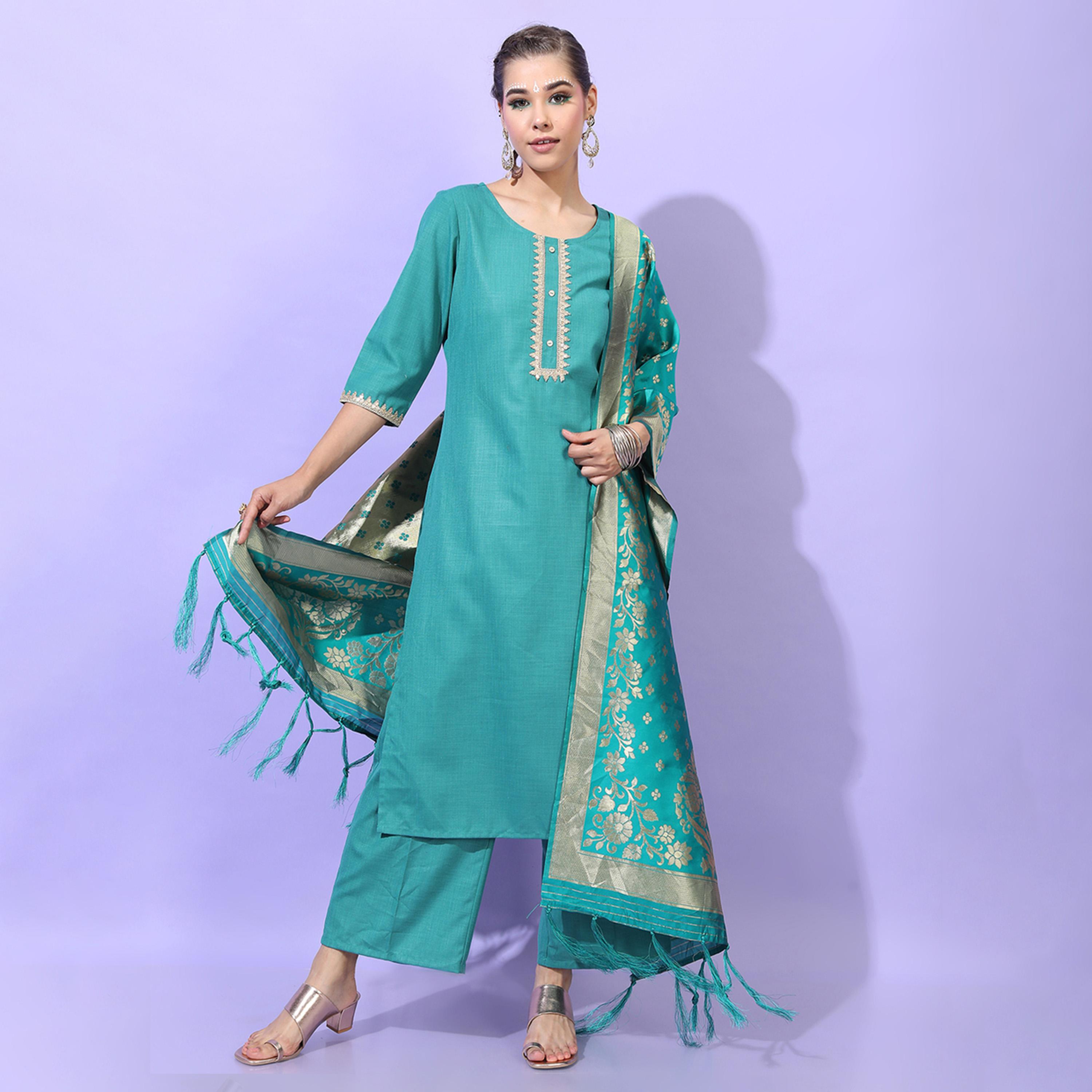 Vishudh X Styli Women Green Ethnic Motifs Printed Layered Kurti with Trousers & Dupatta-women-clothing-ethnicwear-sareesets-image-5