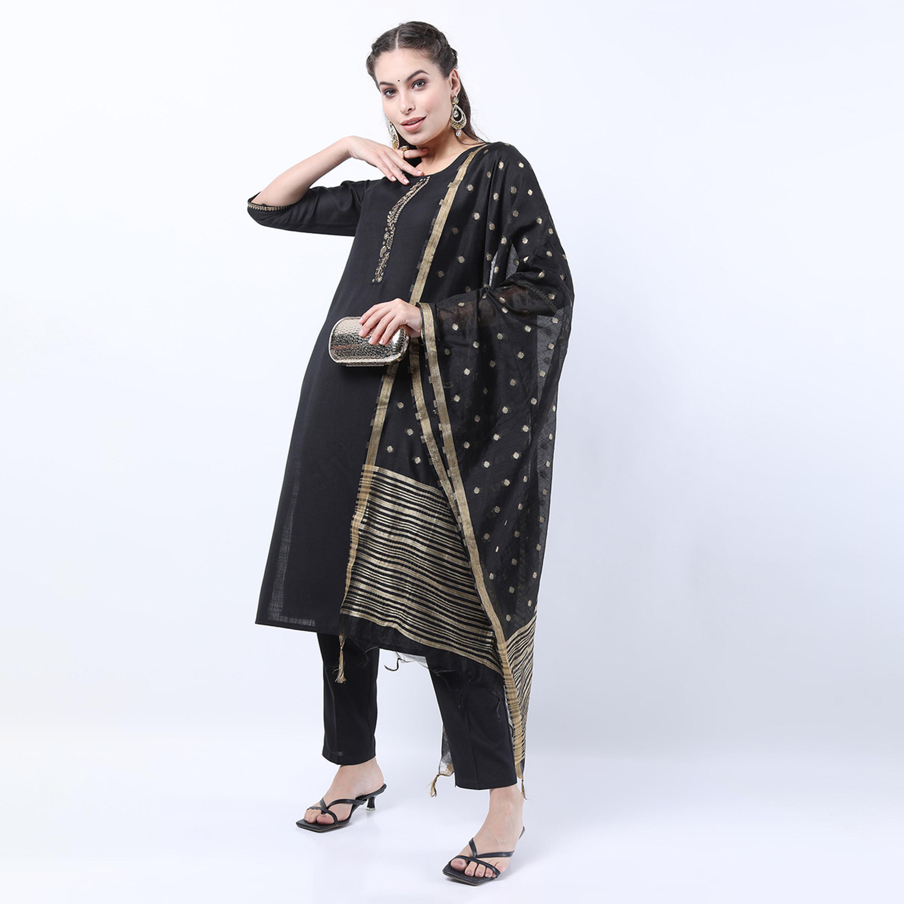 فيشود × ستايلي - كورتا مع بنطال ووشاح باللون الأسود للنساء-women-clothing-ethnicwear-sareesets-image-2