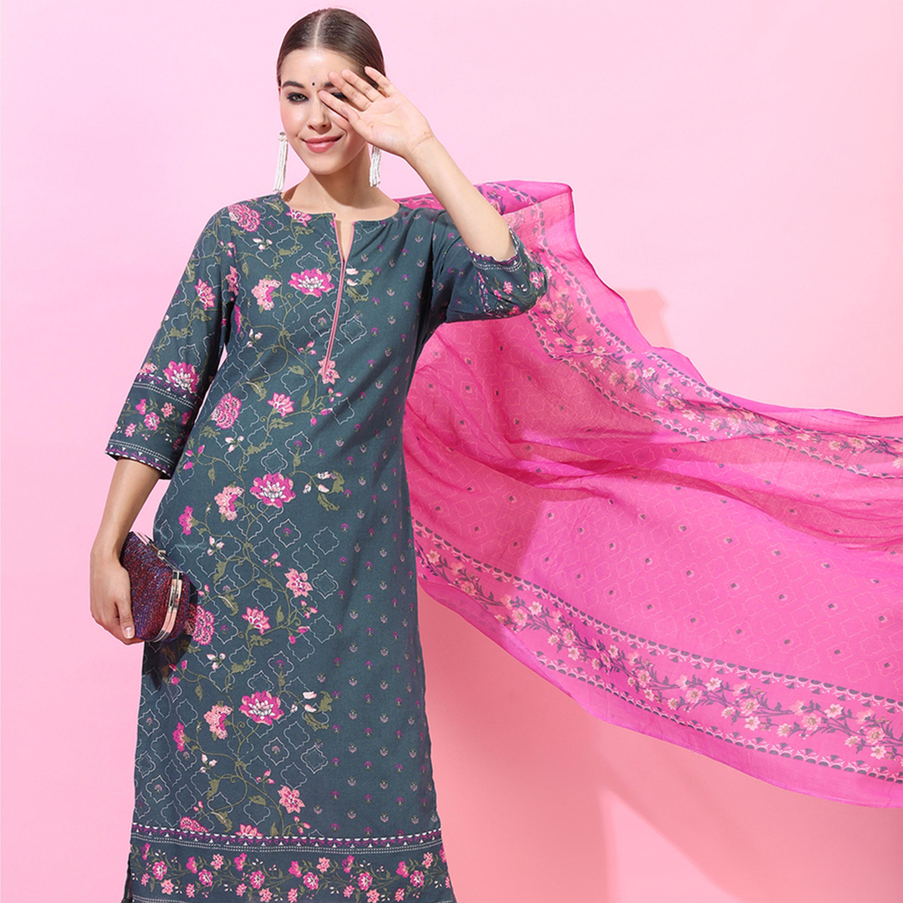 فيشود × ستايلي - كورتا نسائية مورّدة من القطن الخالص باللون الأخضر مع بنطال ووشاح-women-clothing-ethnicwear-sareesets-image-1