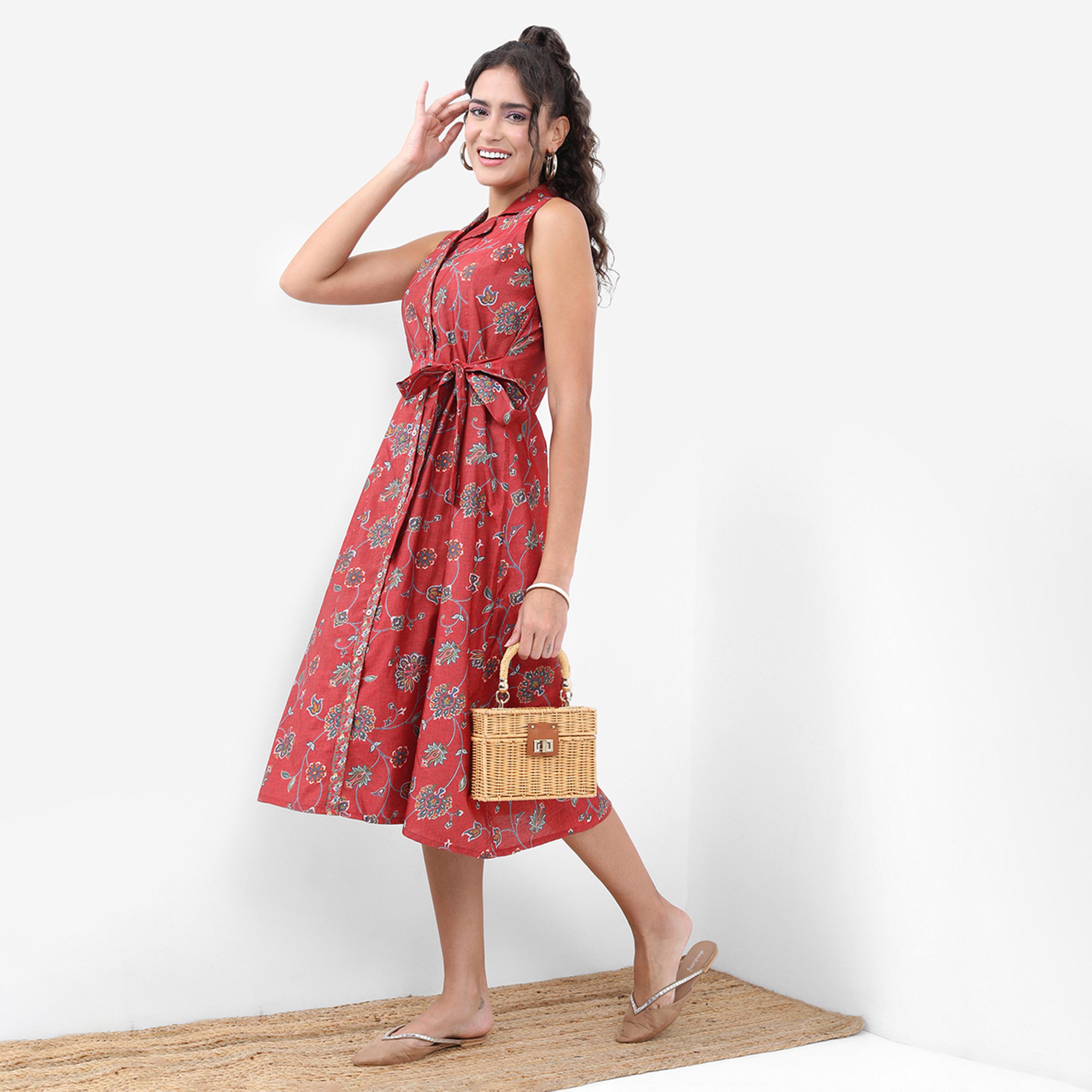 Vishudh X Styli Red Floral Printed V-Neck A-Line Dress-women-clothing-dresses-image-4