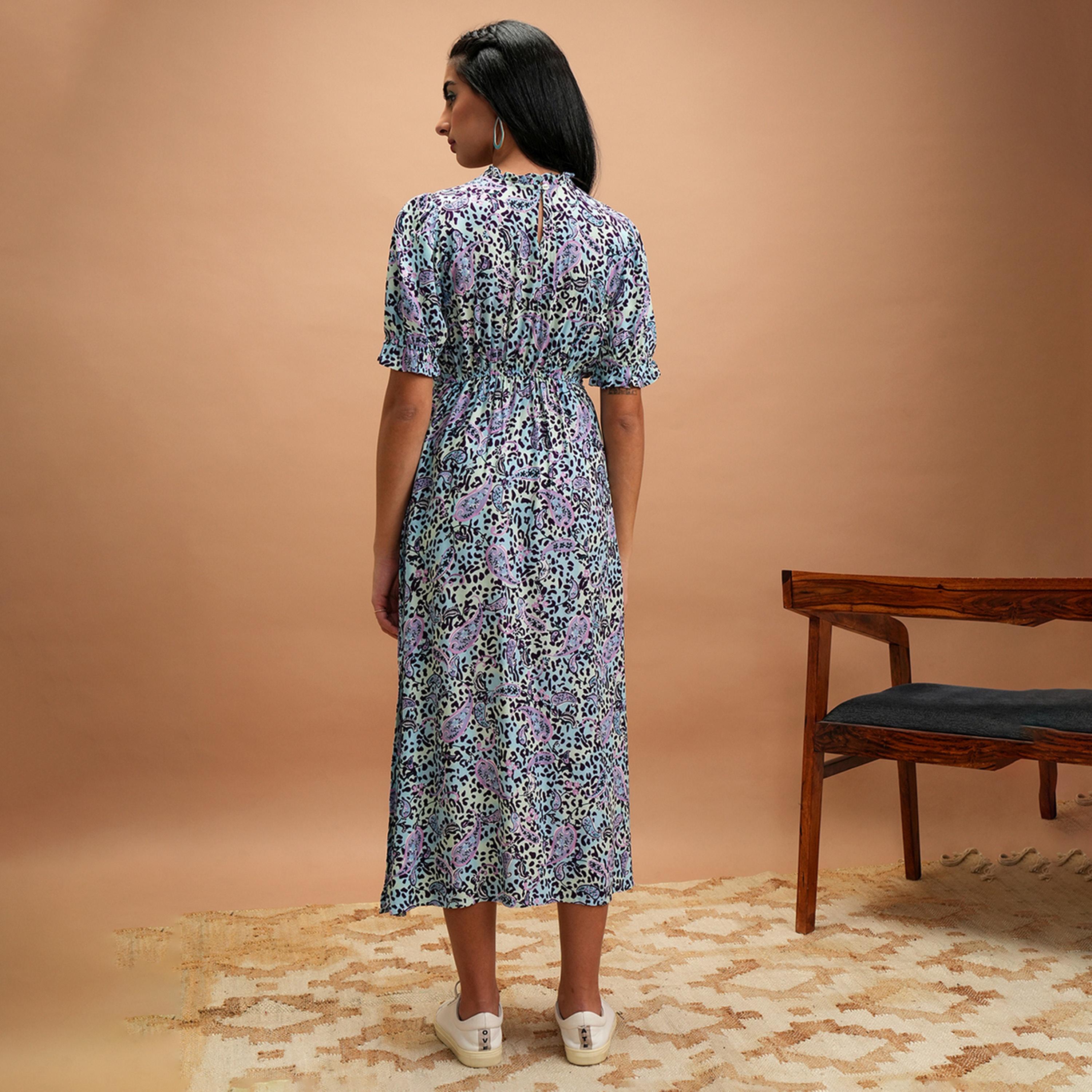 فيشود × ستايلي - فستان متوسط الطول بقصّة واسعة وطبعة زهور - أزرق وبنفسجي-women-clothing-dresses-image-4