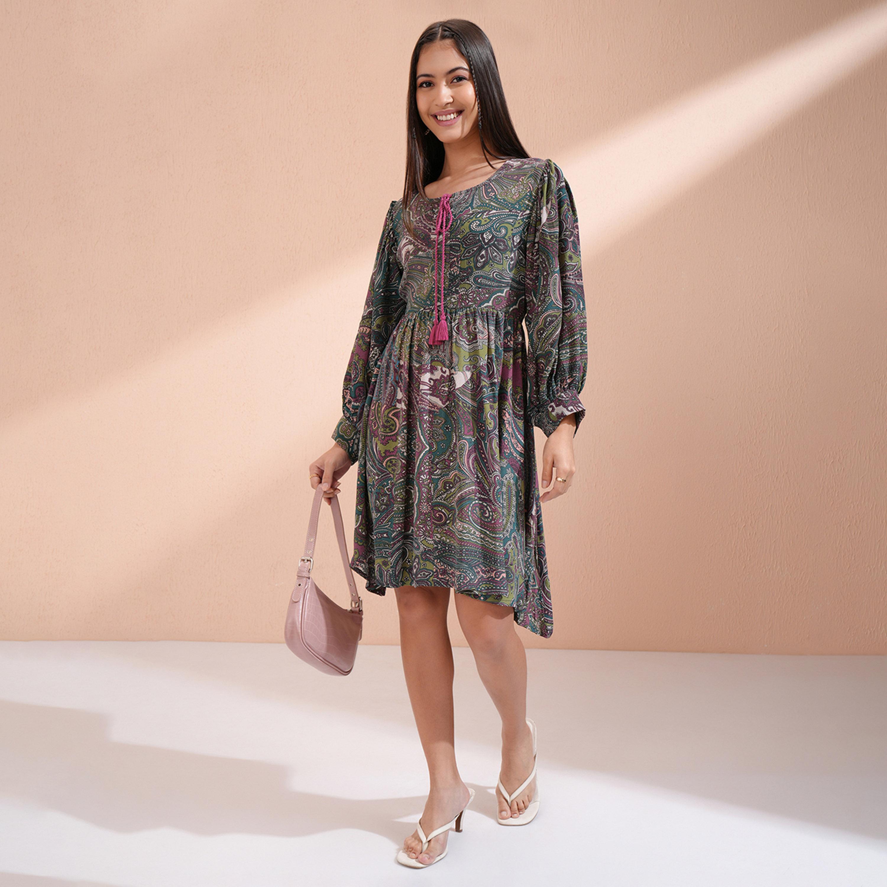 فيشود × ستايلي - فستان نسائي واسع من الأسفل بنقشة عرقية-women-clothing-dresses-image-1