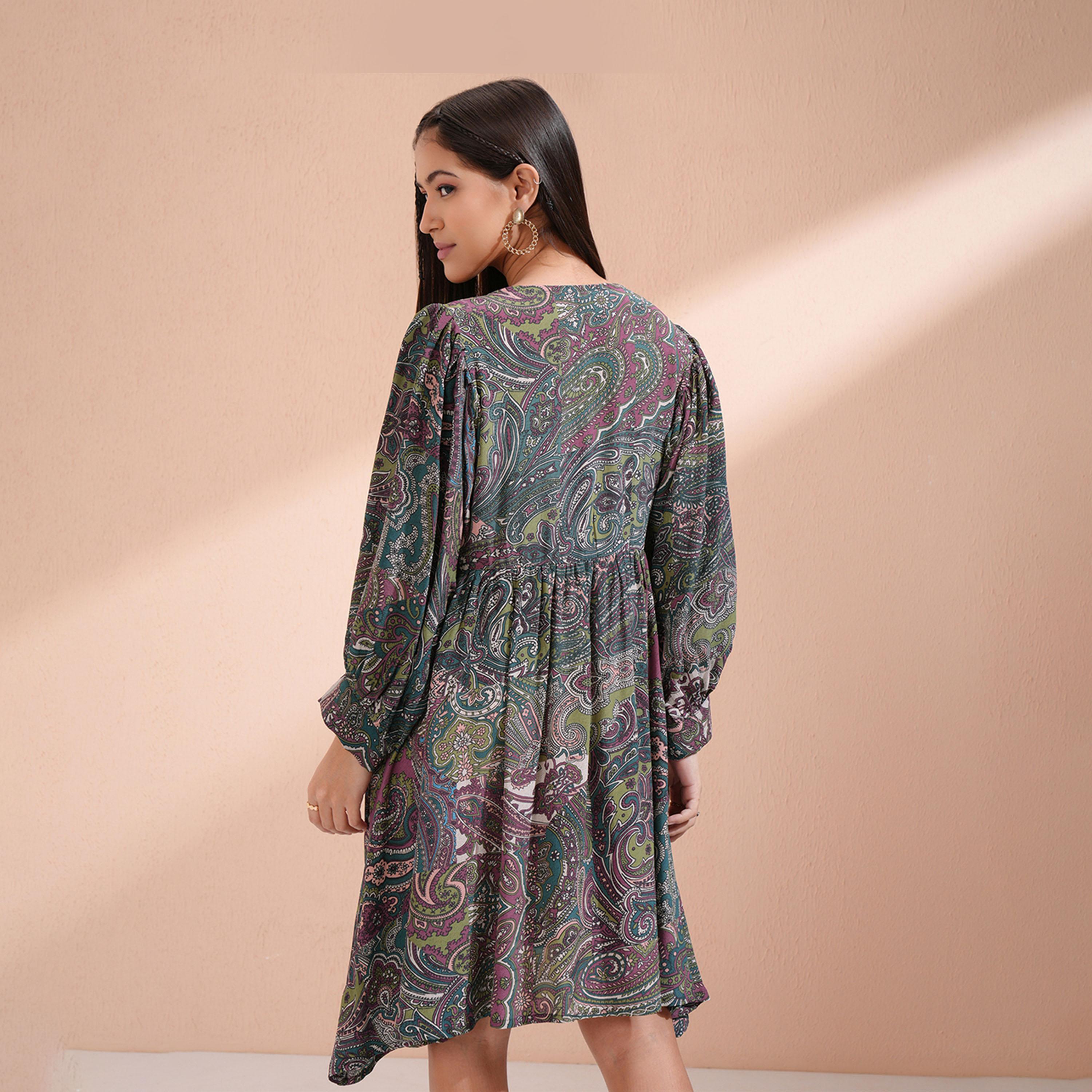 فيشود × ستايلي - فستان نسائي واسع من الأسفل بنقشة عرقية-women-clothing-dresses-image-3