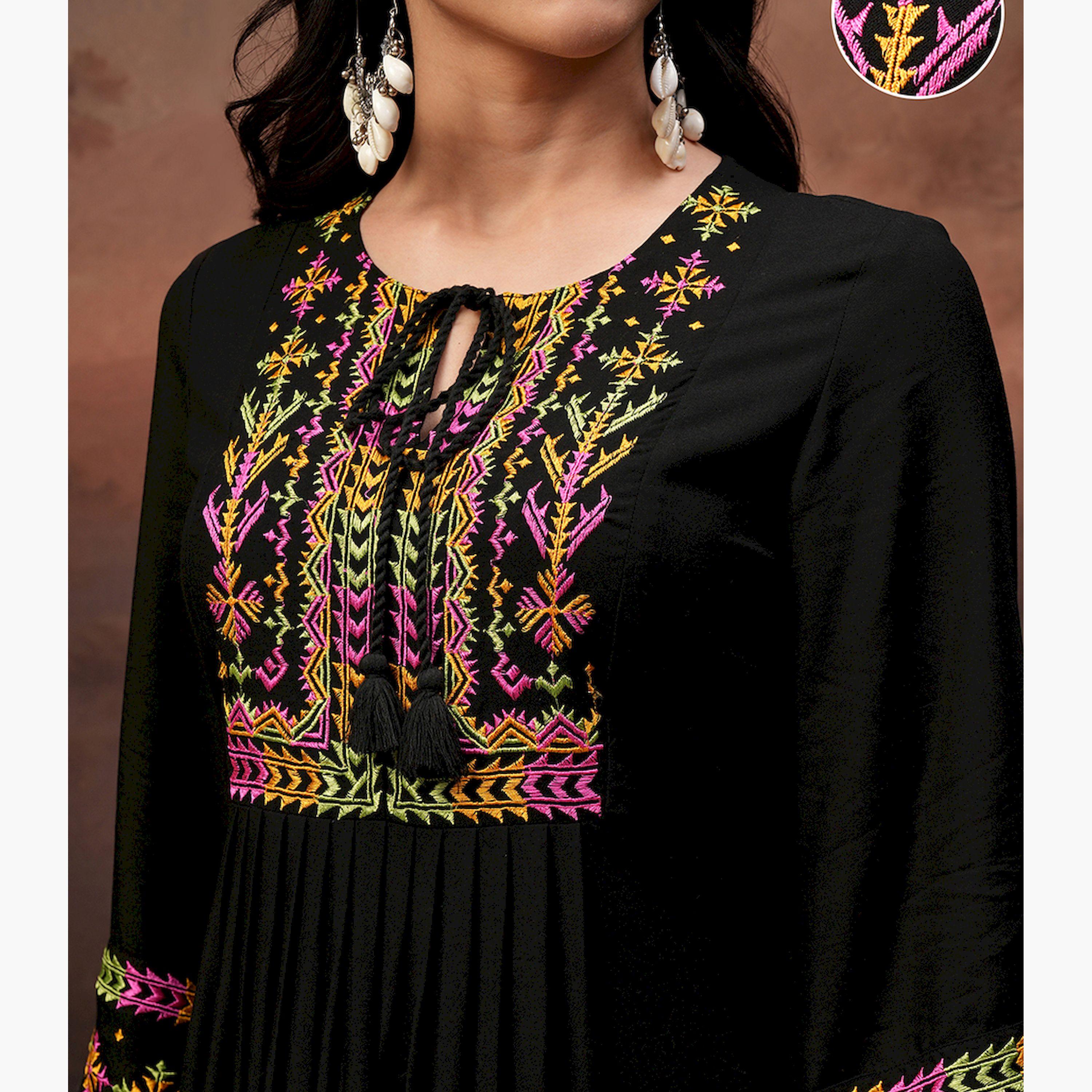 Vishudh X Styli Women Embroidered Flared Sleeve A-Line Dress-women-clothing-dresses-image-5