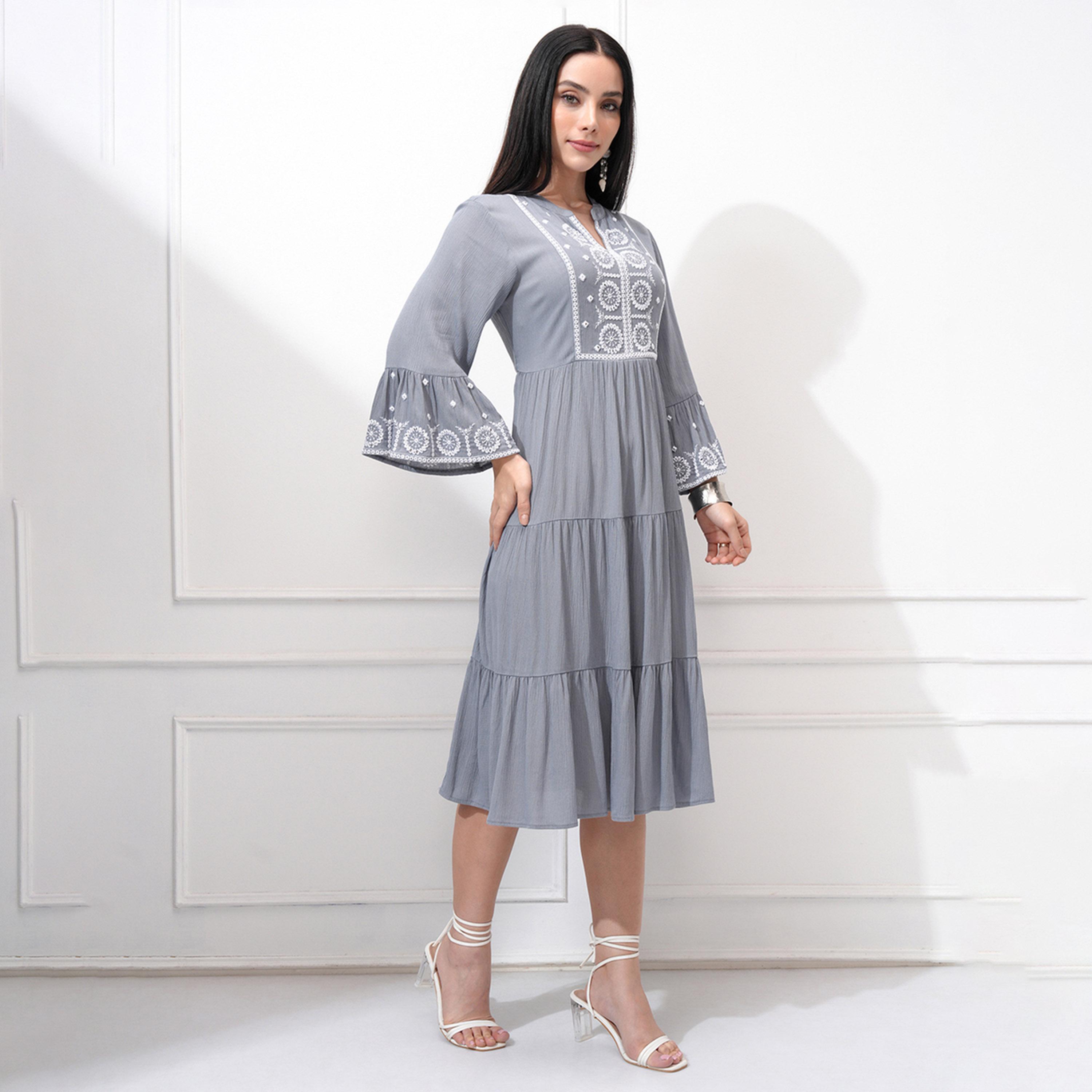 Vishudh X Styli Embroidered Fit & Flare Midi Dress-women-clothing-dresses-image-4