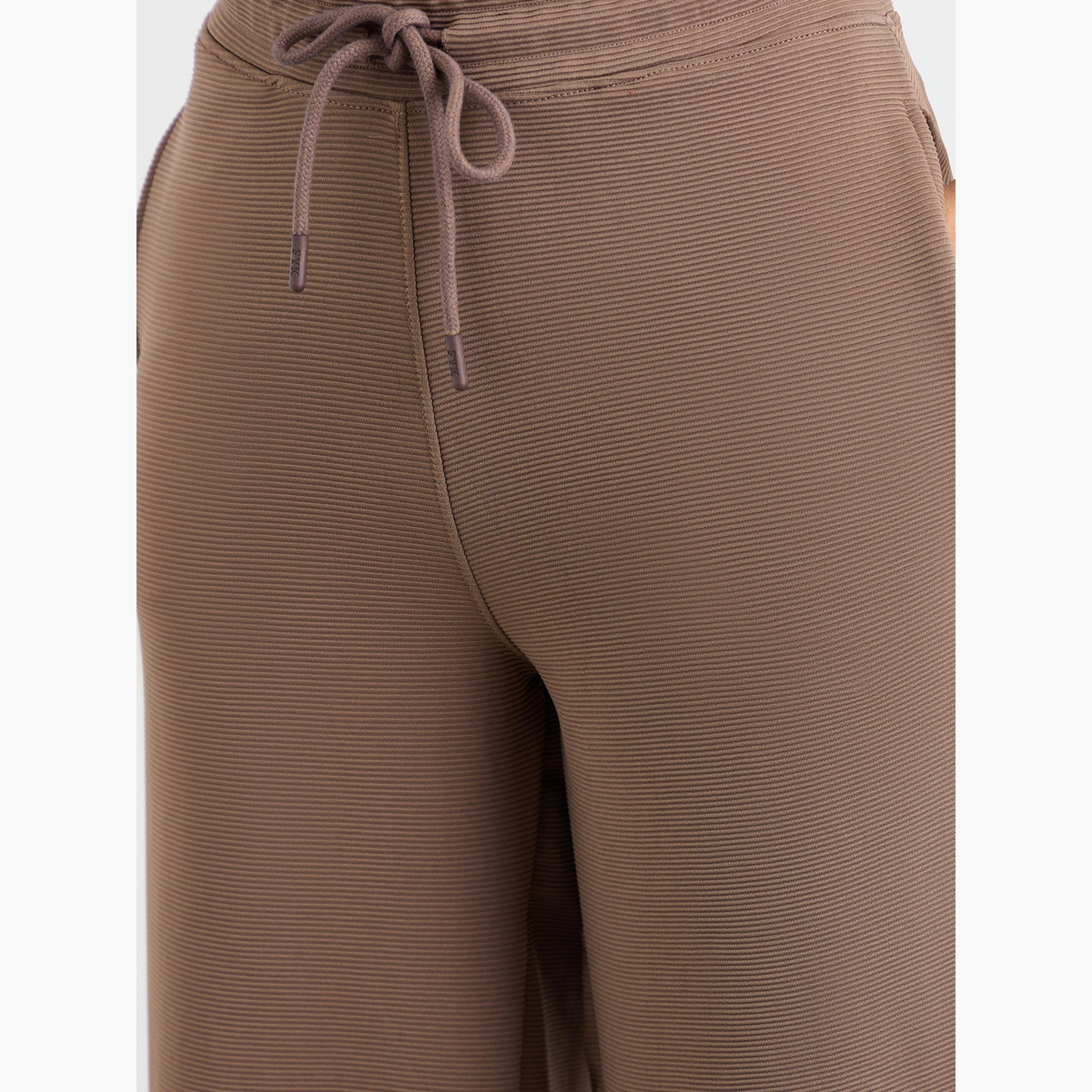 ستايلي - بنطال رياضي واسع الساق مع جيب جانبي-women-clothing-bottoms-joggers-image-5