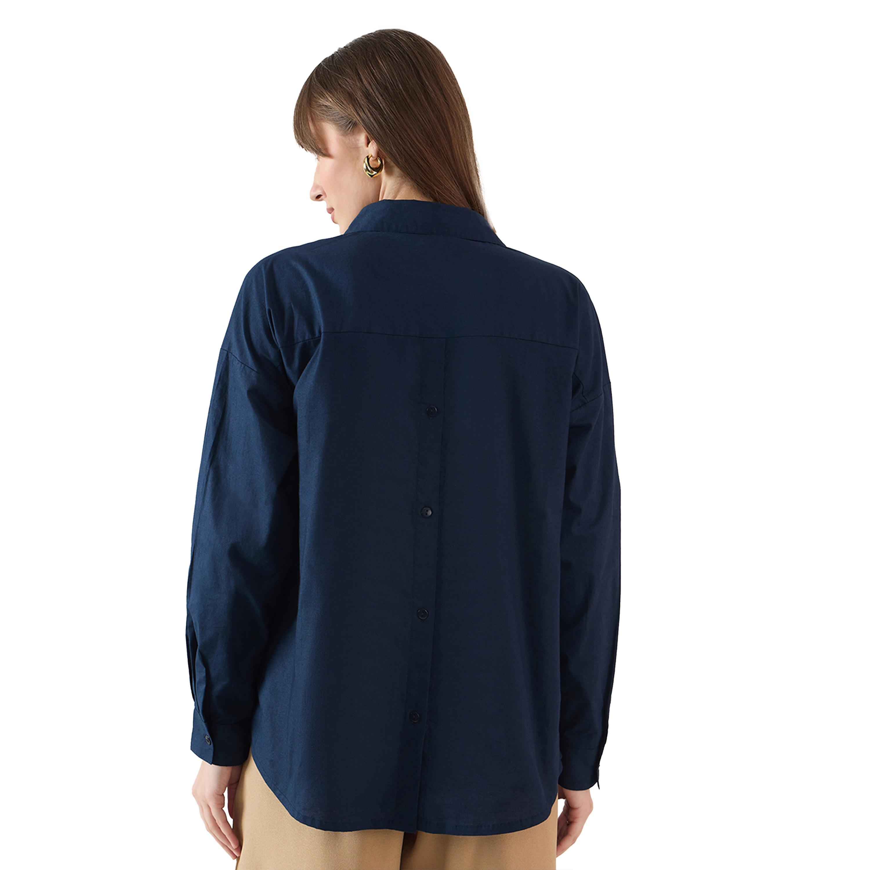 Femmella X Styli Solid Back Button Detail Oversized Shirt-women-clothing-shirtsandblouses-shirts-image-2