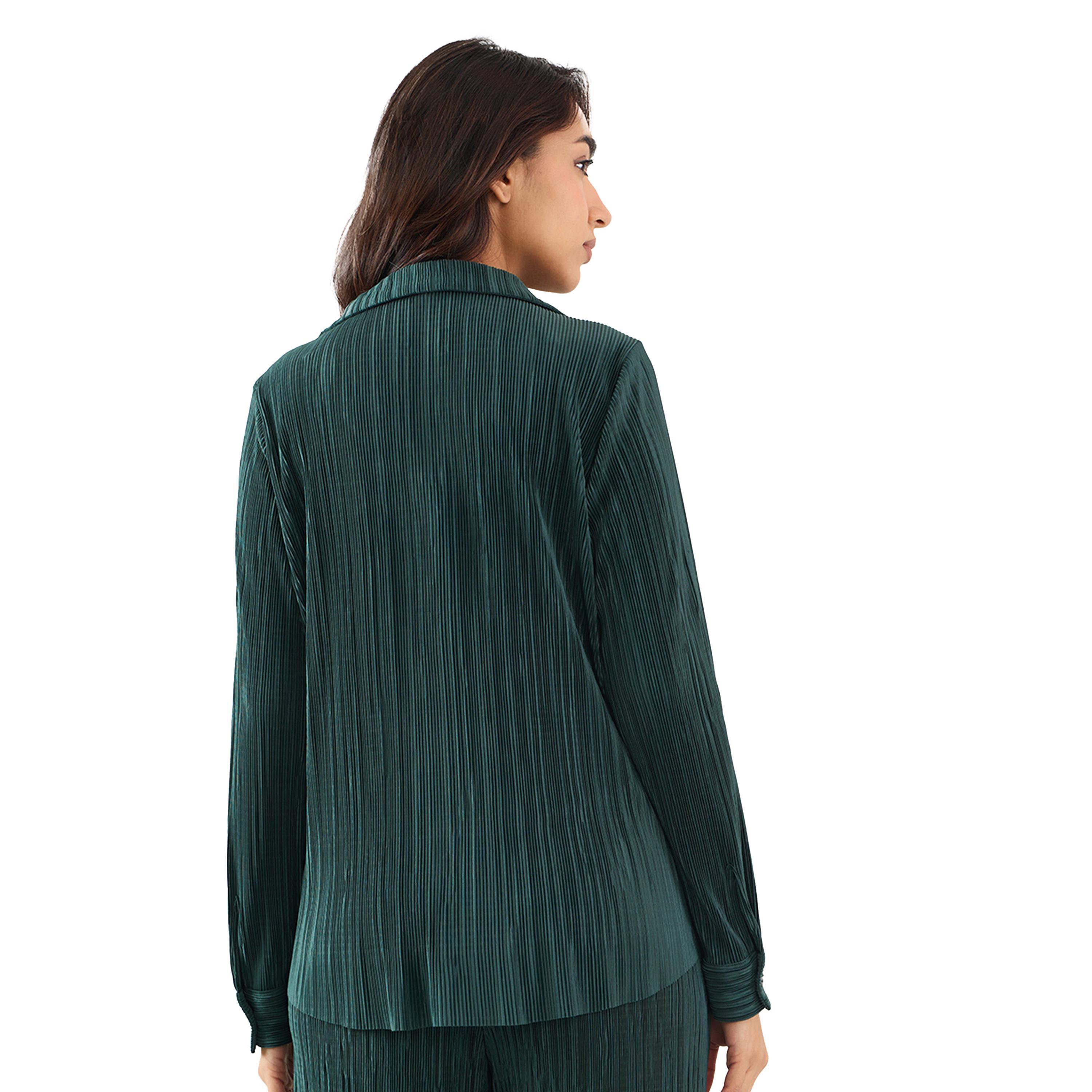 فيميلا × ستايلي-  قميص أخضر بقصّة عادية مع طيّات وفتحات في الياقة-women-clothing-shirtsandblouses-shirts-image-2