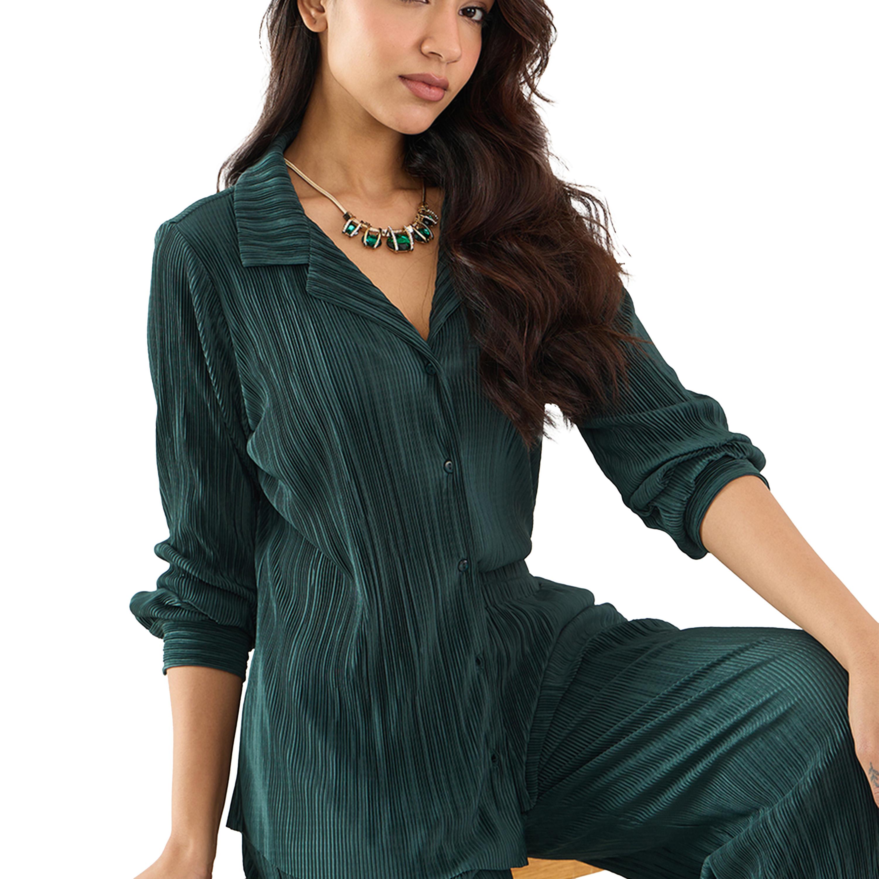 فيميلا × ستايلي-  قميص أخضر بقصّة عادية مع طيّات وفتحات في الياقة-women-clothing-shirtsandblouses-shirts-image-6