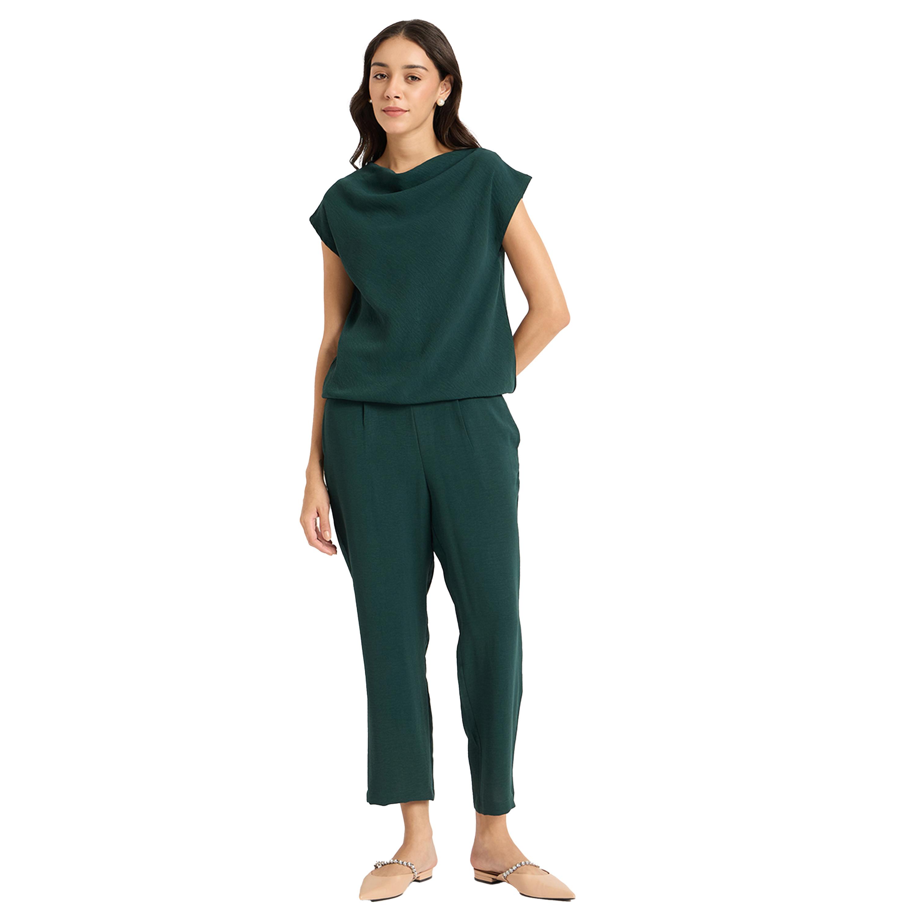 فيميلا × ستايلي-  بلوزة وبنطال سادة بياقة دائرية-women-clothing-coordsets-image-2