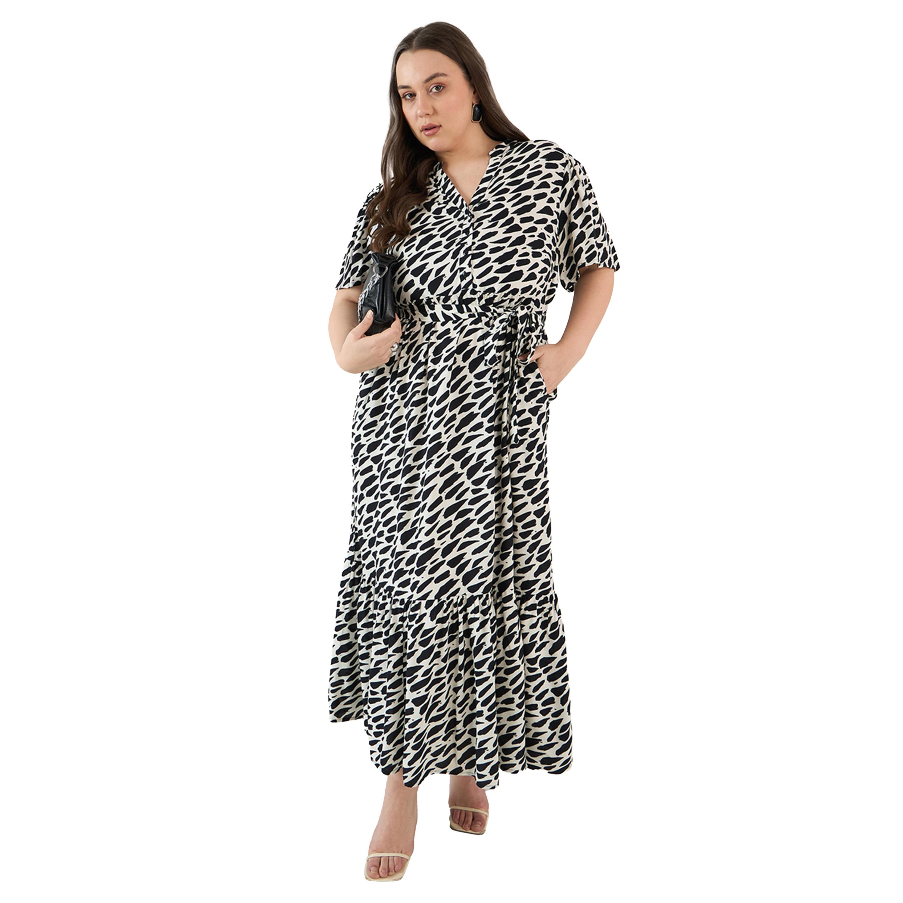فيميلا × ستايلي-  فستان ماكسي قصّة V بطباعة تجريدية مقاس كبير-women-clothing-dresses-image-6