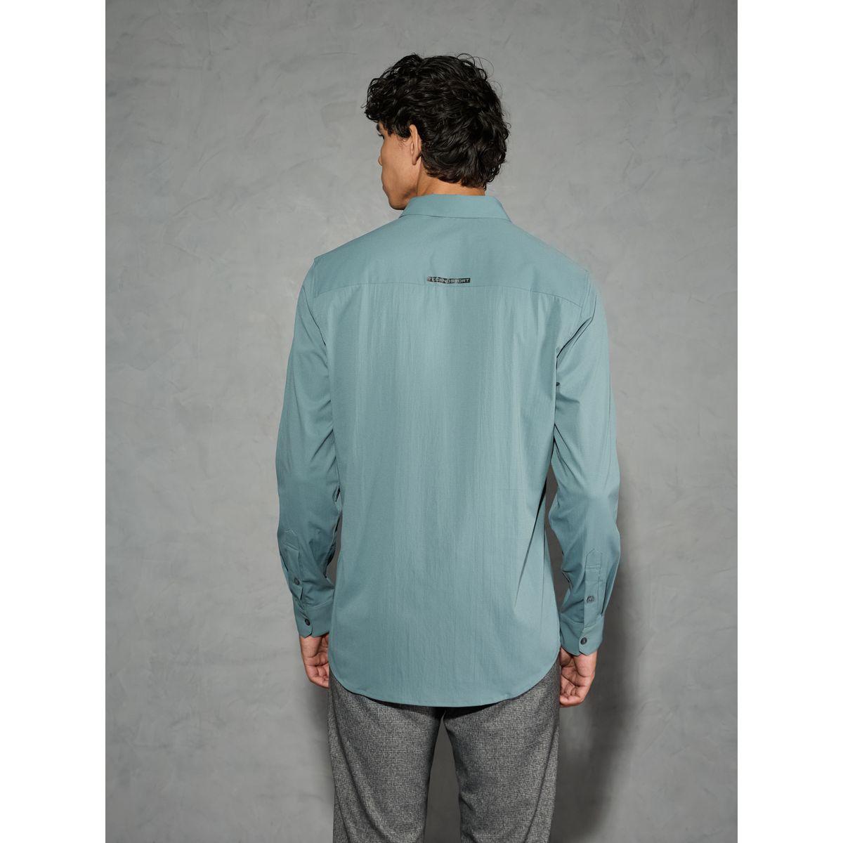 قميص سادة بقصة عادية وياقة سبريد-men-clothing-shirts-image-2