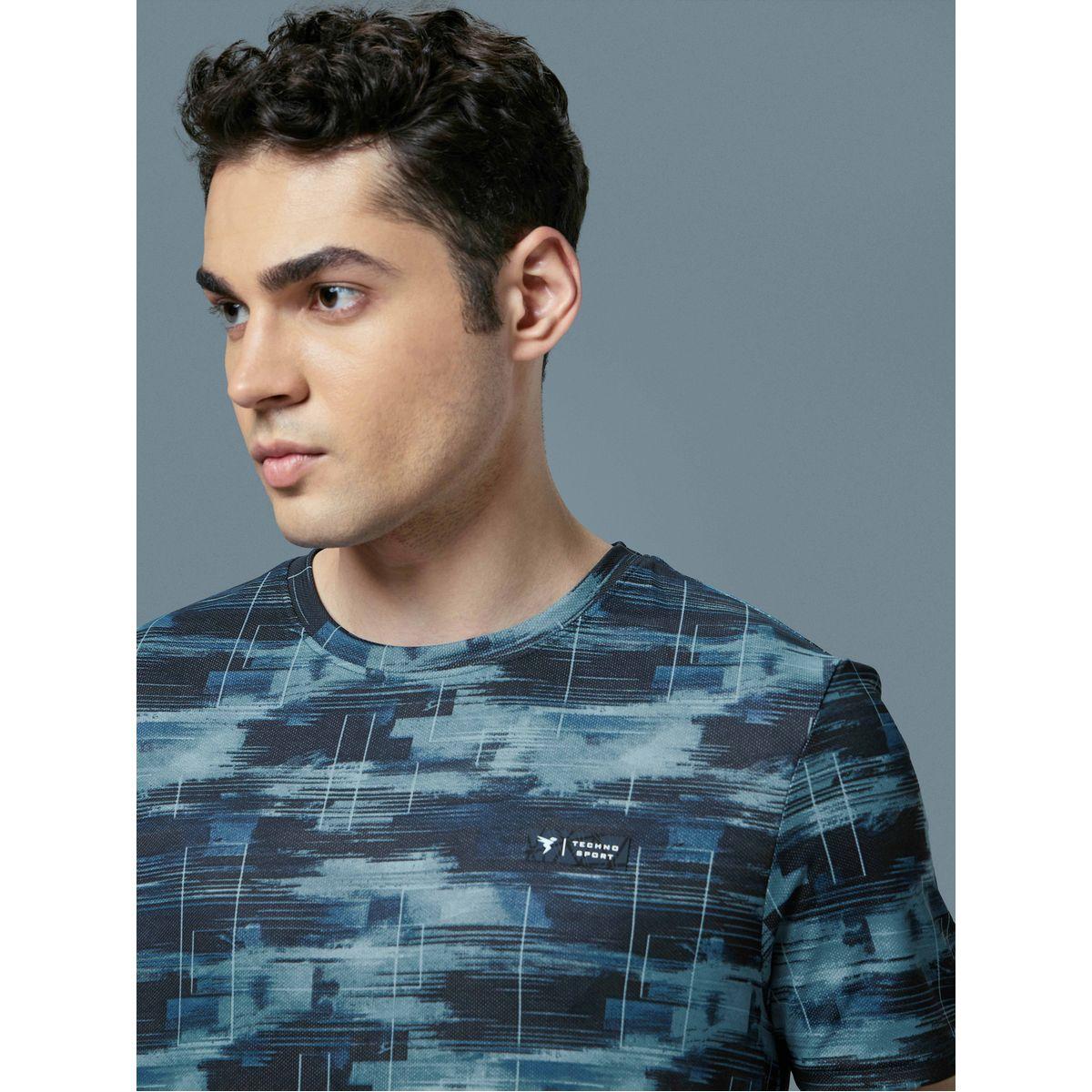 تيشيرت مُطبع بالكامل بقصة سليم فيت-men-clothing-tshirtsandpolos-tshirts-image-3
