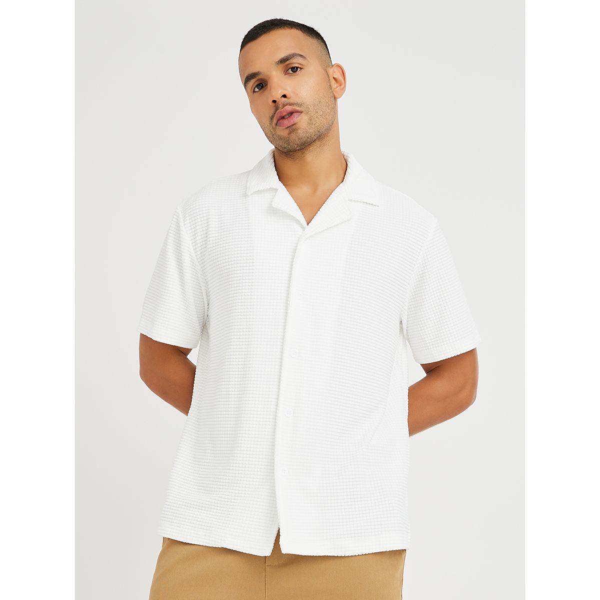 قميص بقصة مريحة وياقة ريزورت-men-clothing-shirts-image-1