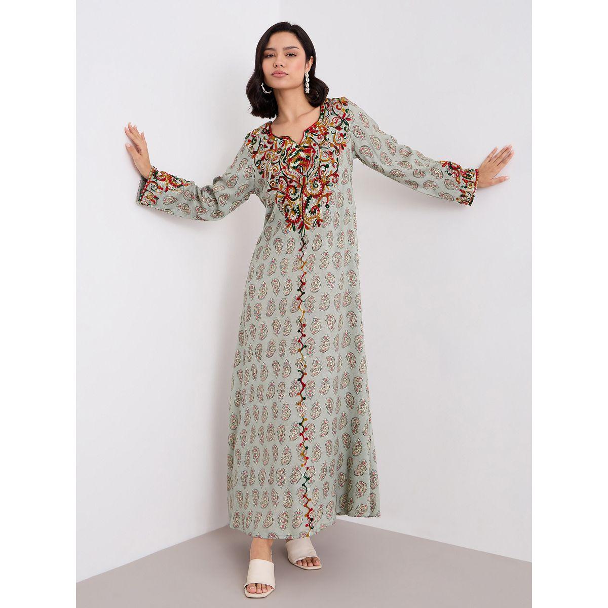 جلابية مُطبعة بتفاصيل مُطرزة-women-arabicclothing-jalabiyas-image-5