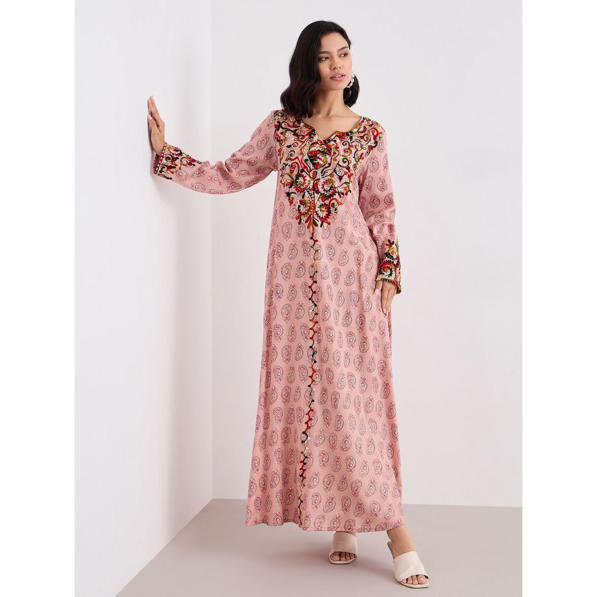جلابية مُطبعة بتفاصيل مُطرزة-women-arabicclothing-jalabiyas-image-2